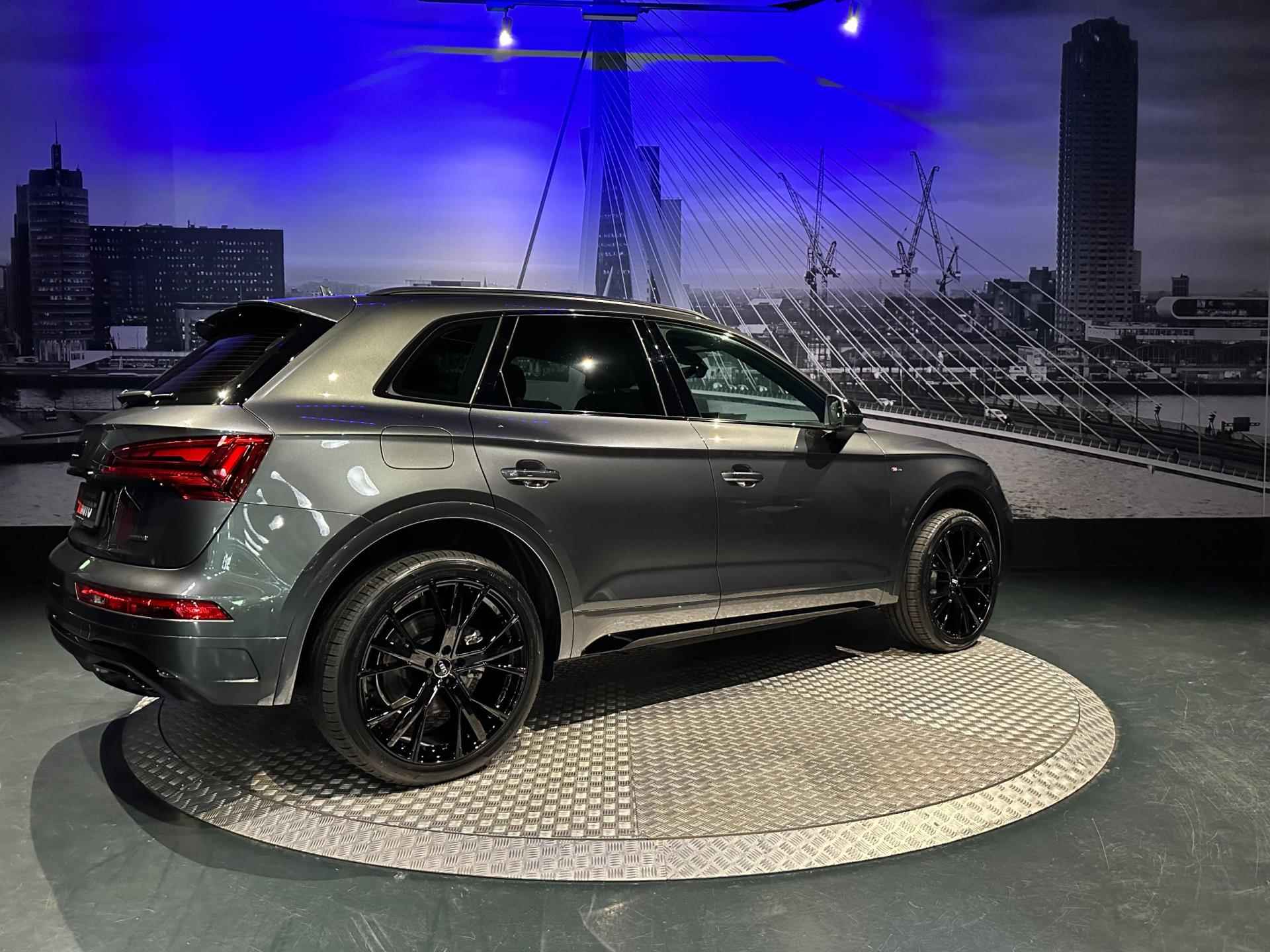 Audi Q5 50 TFSI e S edition Competition *Keyless*Camera*DaytonaGrey*NIEUW* € 10.000,- korting! - 13/39