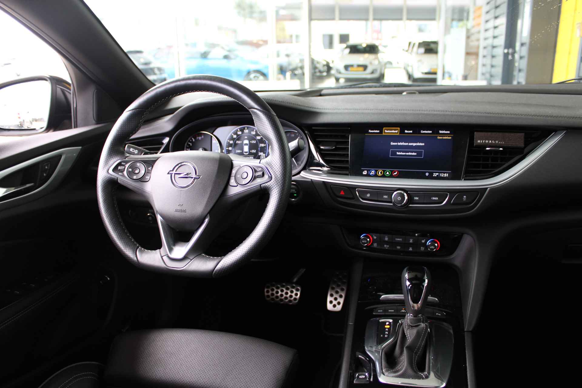 Opel Insignia Sports Tourer 2.0 T. 230 pk GSI 'Uniek' 4x4 / Navigatie / Leder LUXE / 360 Camera / Elec. achterklep / Full LED Matrix / Winterpakket / Panoramadak-schuifdak / Black Pack / Adapt. Cruise / ECC / "Vraag een vrijblijvende offerte aan!" - 17/52