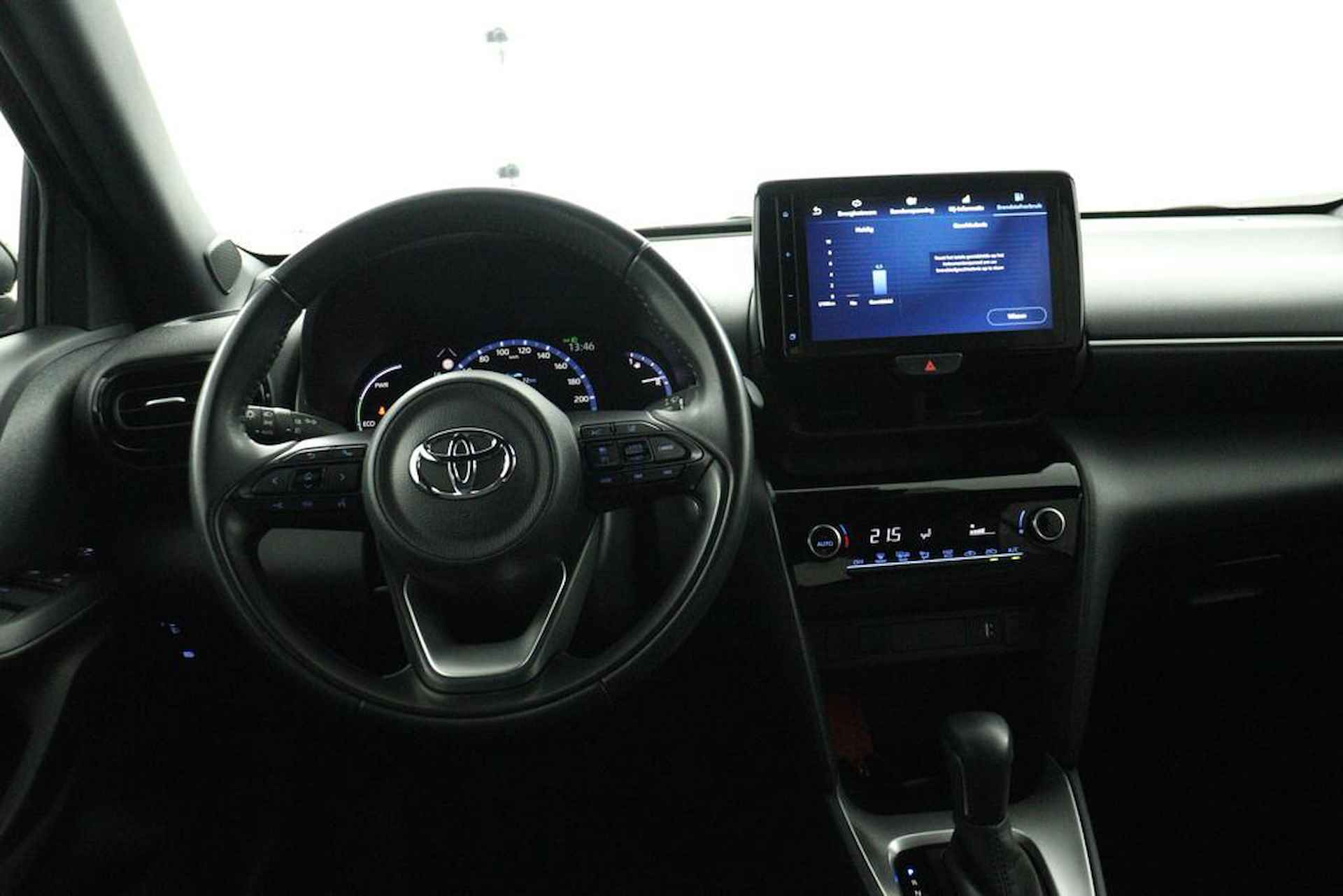 Toyota Yaris Cross 1.5 Hybrid First Edition | Navigatie systeem | All seasons banden | - 45/47