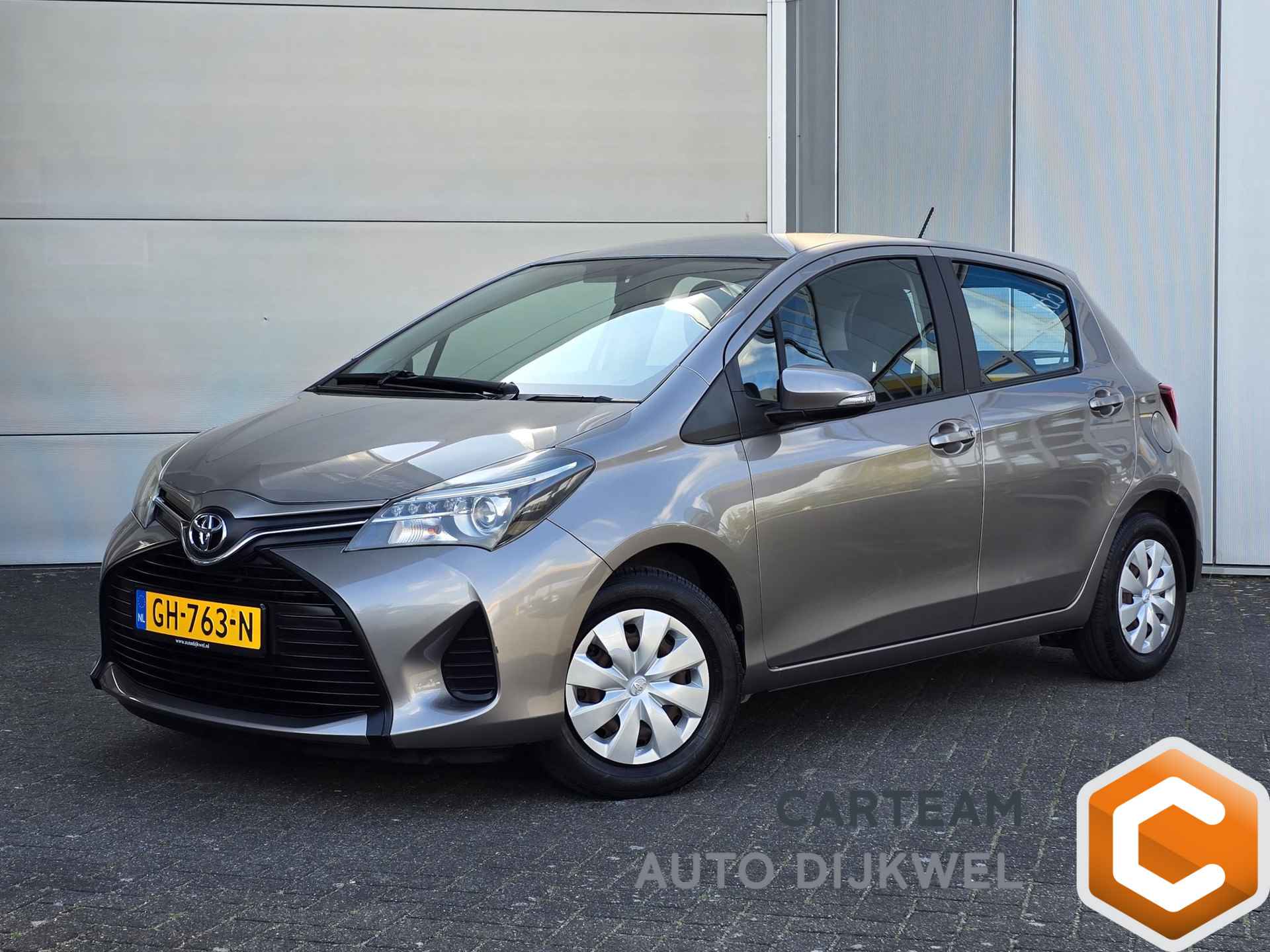 Toyota Yaris 1.0 VVT-i Comfort Nieuwstaat! Slechts 11.000 km! - 1/45