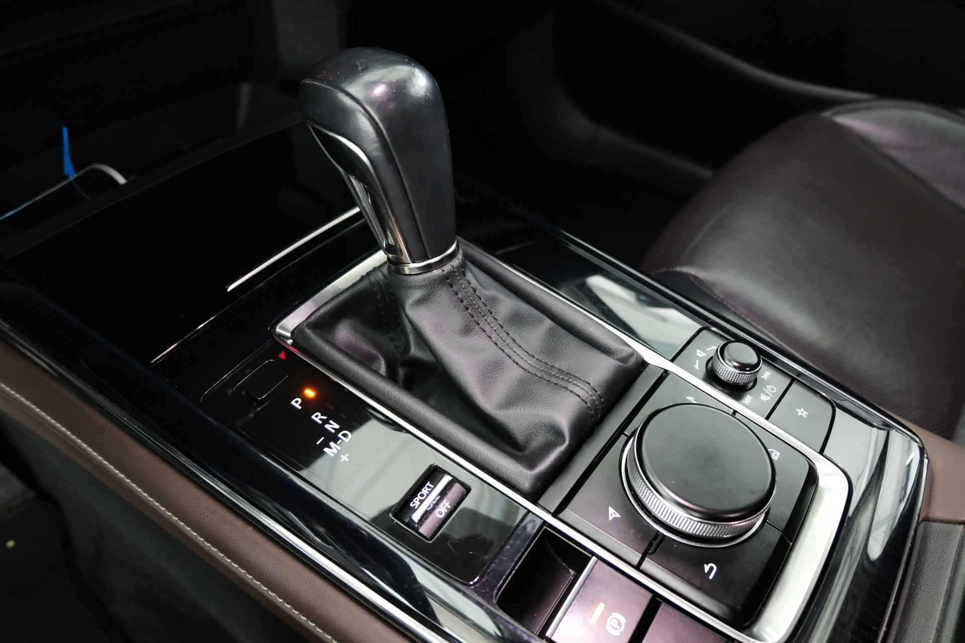 Mazda CX-30 2.0 e-SkyActiv-X M Hybrid Luxury / AFN. TREKHAAK / CAMERA / ADAP. CRUISE / - 11/34