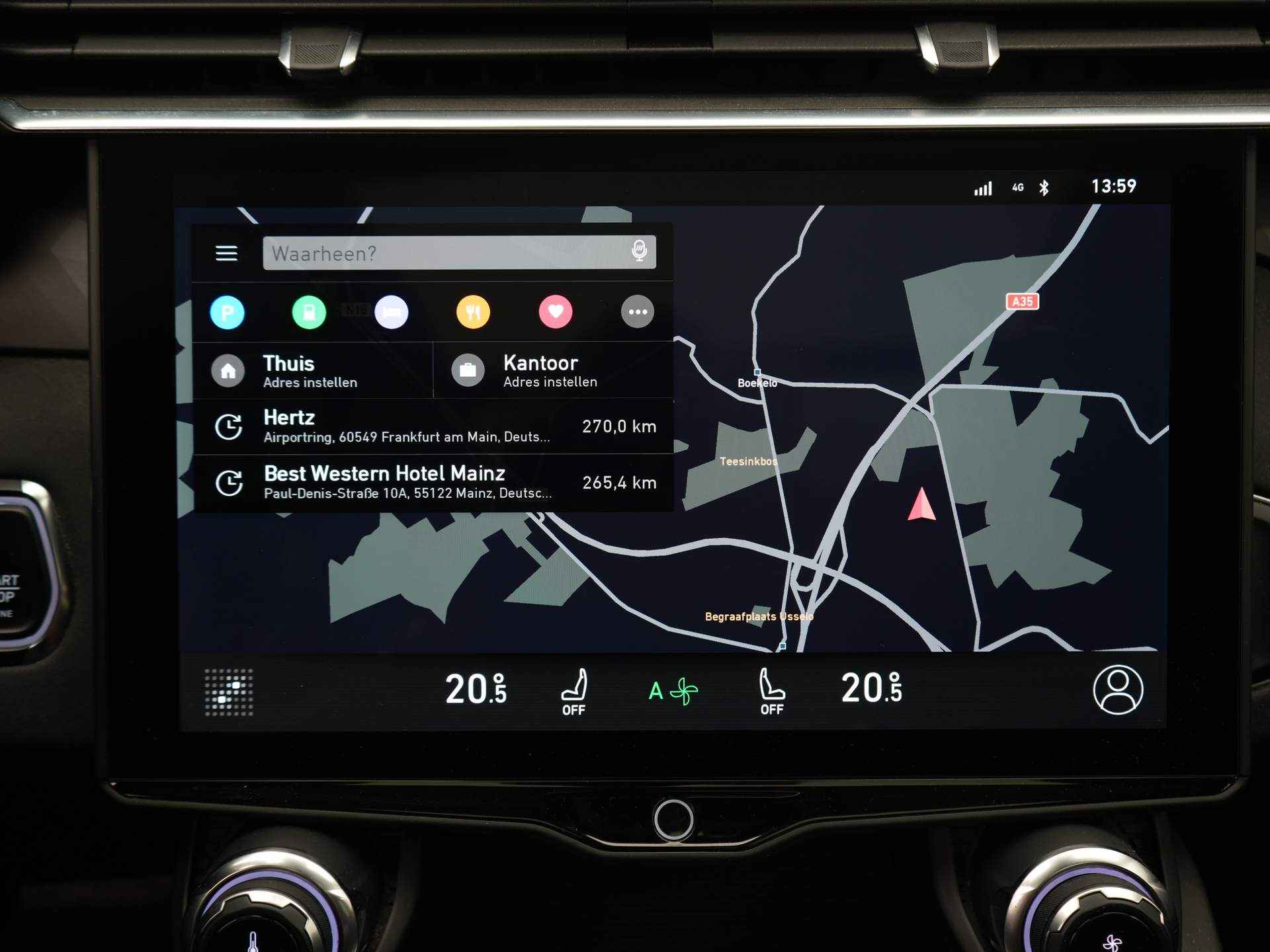 Lynk & Co 01 1.5 PHEV 262 pk Automaat | Navigatie | Panorama dak | Climate Control - 22/47