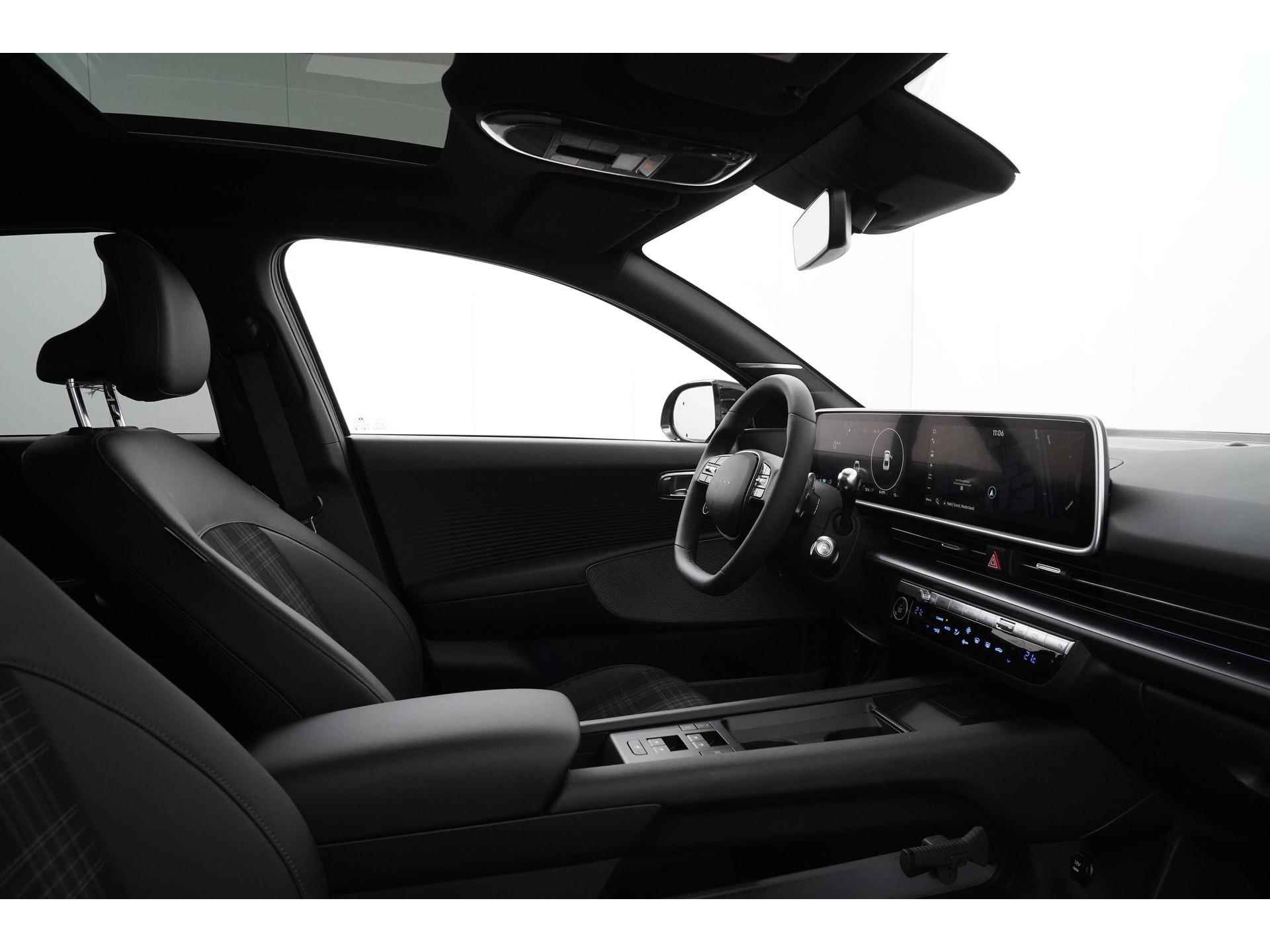 Hyundai IONIQ 6 First Edition 77 kWh Nieuwprijs 62.945,- Nu 54.945,- | Panoramadak | Mem. Stoel | Bose Sound | Head-up display | Zondag Open! - 3/57