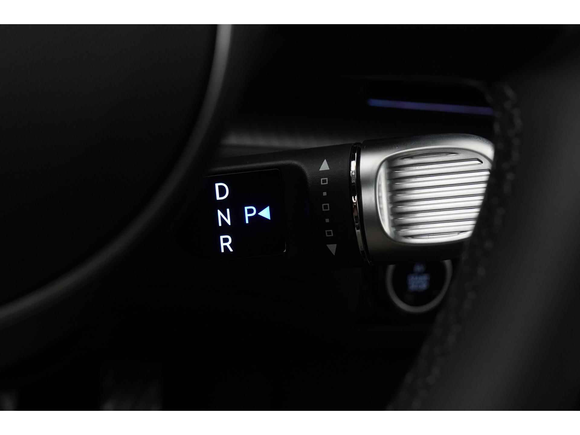 Hyundai IONIQ 6 First Edition 77 kWh Nieuwprijs 62.945,- Nu 54.945,- | Panoramadak | Mem. Stoel | Bose Sound | Head-up display | Zondag Open! - 12/57