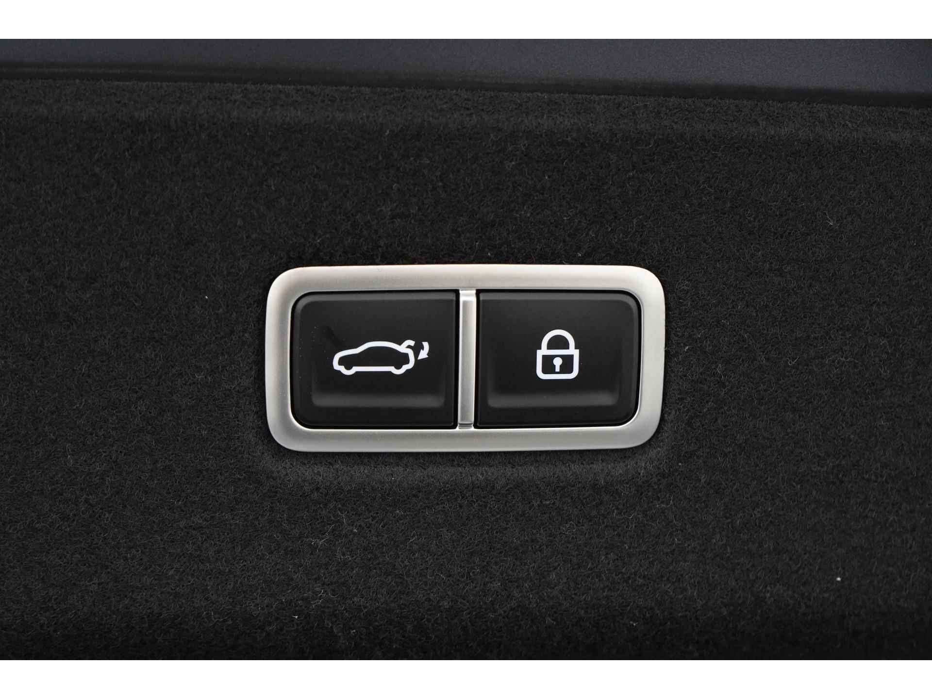 Hyundai IONIQ 6 First Edition 77 kWh Nieuwprijs 62.945,- Nu 54.945,- | Panoramadak | Mem. Stoel | Bose Sound | Head-up display | Zondag Open! - 27/57
