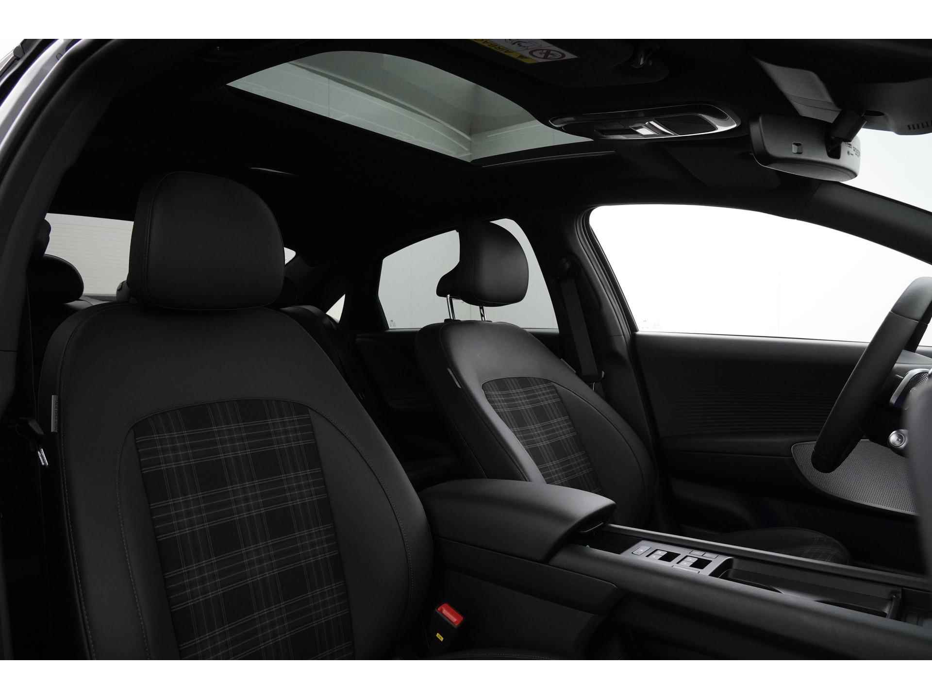 Hyundai IONIQ 6 First Edition 77 kWh Nieuwprijs 62.945,- Nu 54.945,- | Panoramadak | Mem. Stoel | Bose Sound | Head-up display | Zondag Open! - 29/57