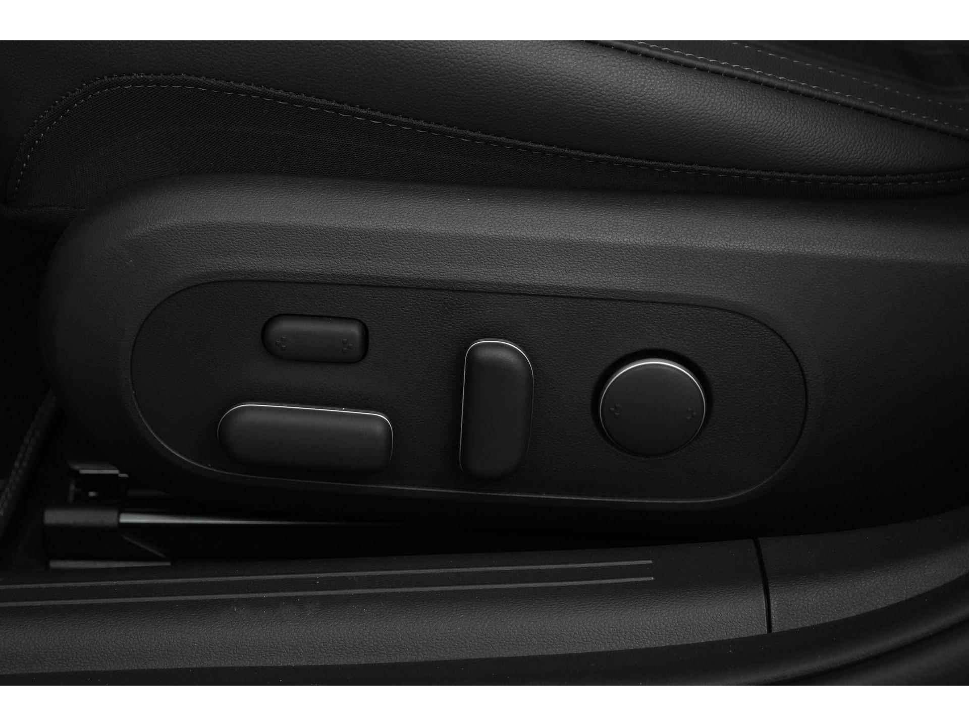 Hyundai IONIQ 6 First Edition 77 kWh Nieuwprijs 62.945,- Nu 54.945,- | Panoramadak | Mem. Stoel | Bose Sound | Head-up display | Zondag Open! - 31/57