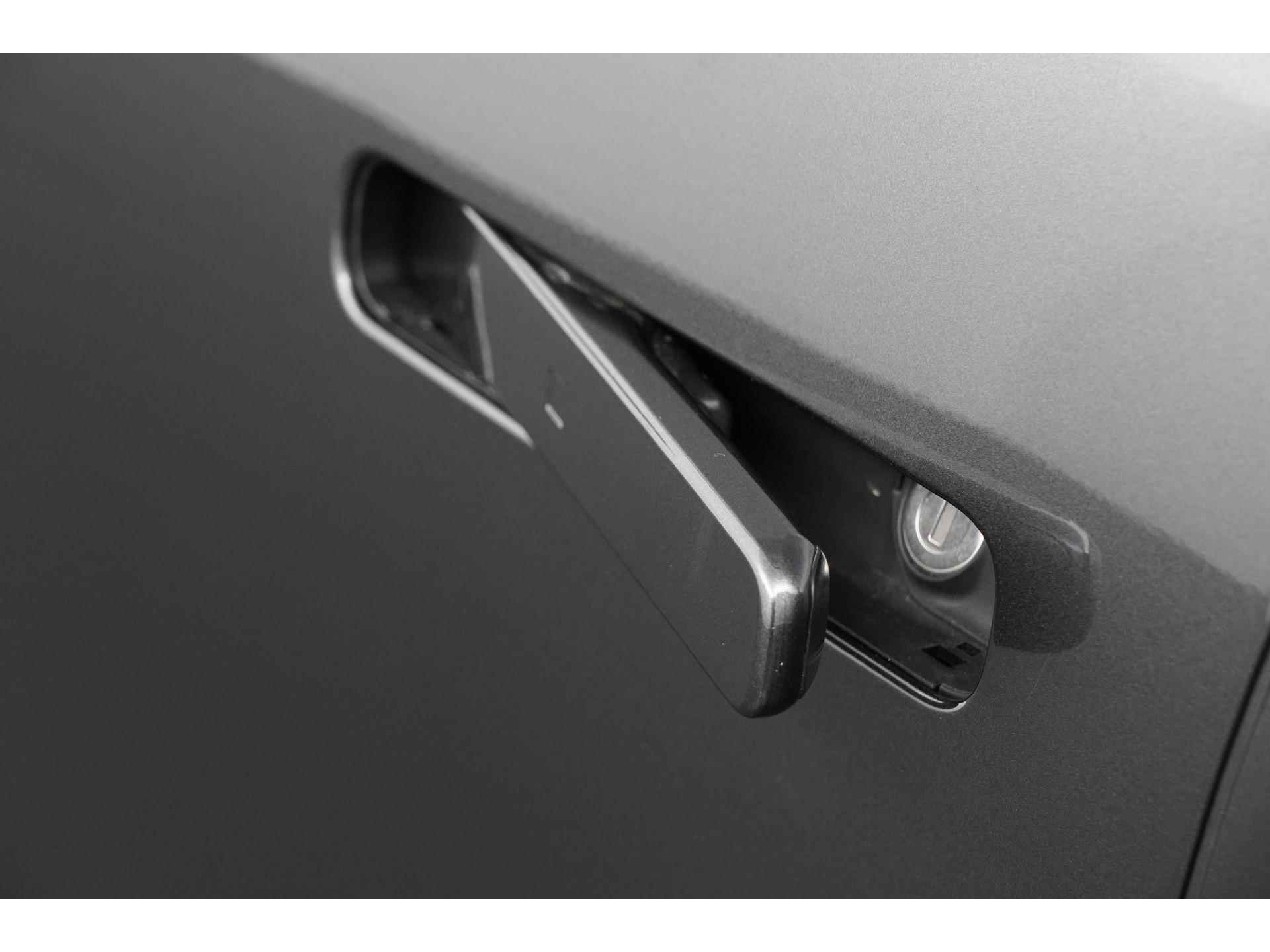 Hyundai IONIQ 6 First Edition 77 kWh Nieuwprijs 62.945,- Nu 54.945,- | Panoramadak | Mem. Stoel | Bose Sound | Head-up display | Zondag Open! - 48/57