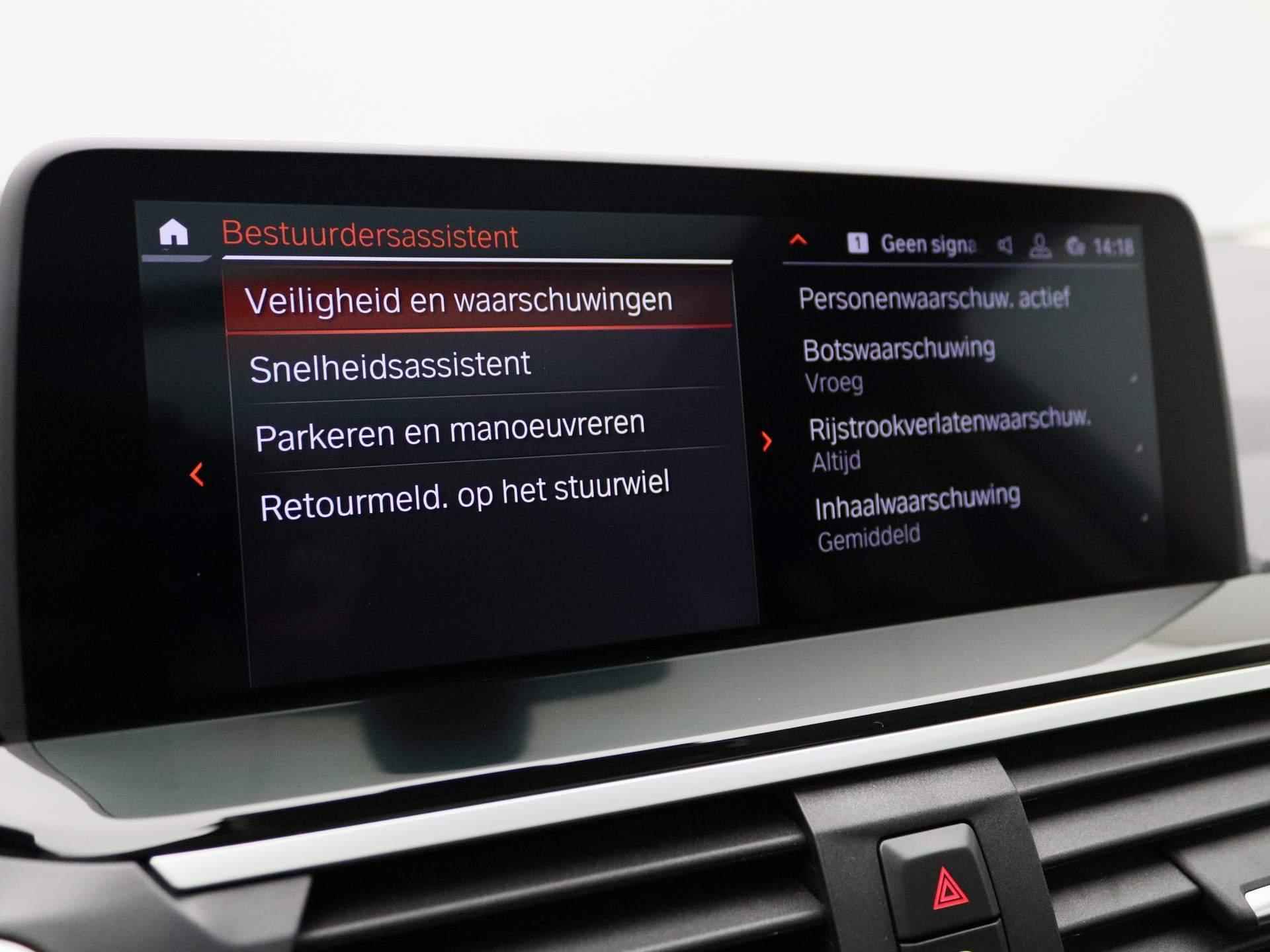 BMW X3 xDrive20i Executive | PANORAMADAK | LEDER | HEAD UP DISPLAY | ACHTERUITRIJCAMERA | NAVIGATIE | ELEKTRISCHE ACHTERKLEP | STOELVERWARMING | CLIMATE CONTROL | ADAPTIVE CRUISE CONTROL | LED KOPLAMPEN | SPORTSTOELEN | - 34/49