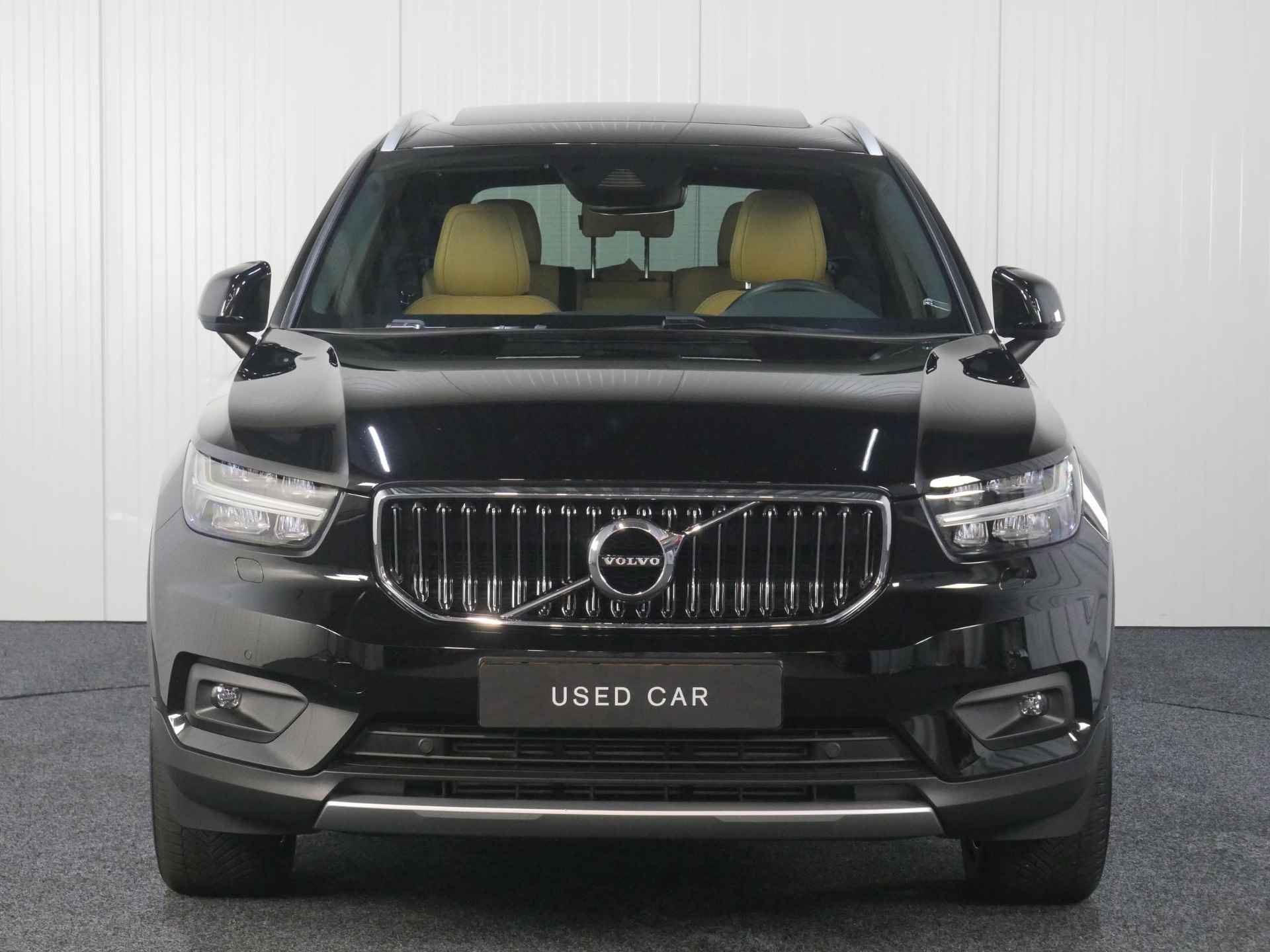 Volvo XC40 T4 AUT8 191PK Inscription, Verwarmbare Voorstoelen, Achteruitrijcamera, Harman Kardon, Draadloze telefoonlader, Panoramadak, Electronic Climate Control, Adaptieve Cruise Control, Dodehoekdetectie Met Correctie, Lederen Bekleding, Elektrisch Bedienbare Achterklep, Adaptieve Koplampen, Parkeersensoren, Rijstrooksensor Met Correctie - 12/48