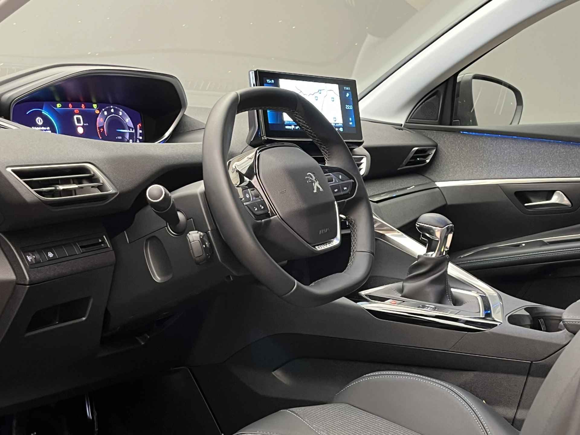 Peugeot 5008 1.2 130PK Automaat Allure Pack | Camera | Navigatie | Virtueel Dashboard | Leder/Stof | 18" LED | Apple/Android Carplay | Parkeersensoren | Cruise | Clima - 4/32