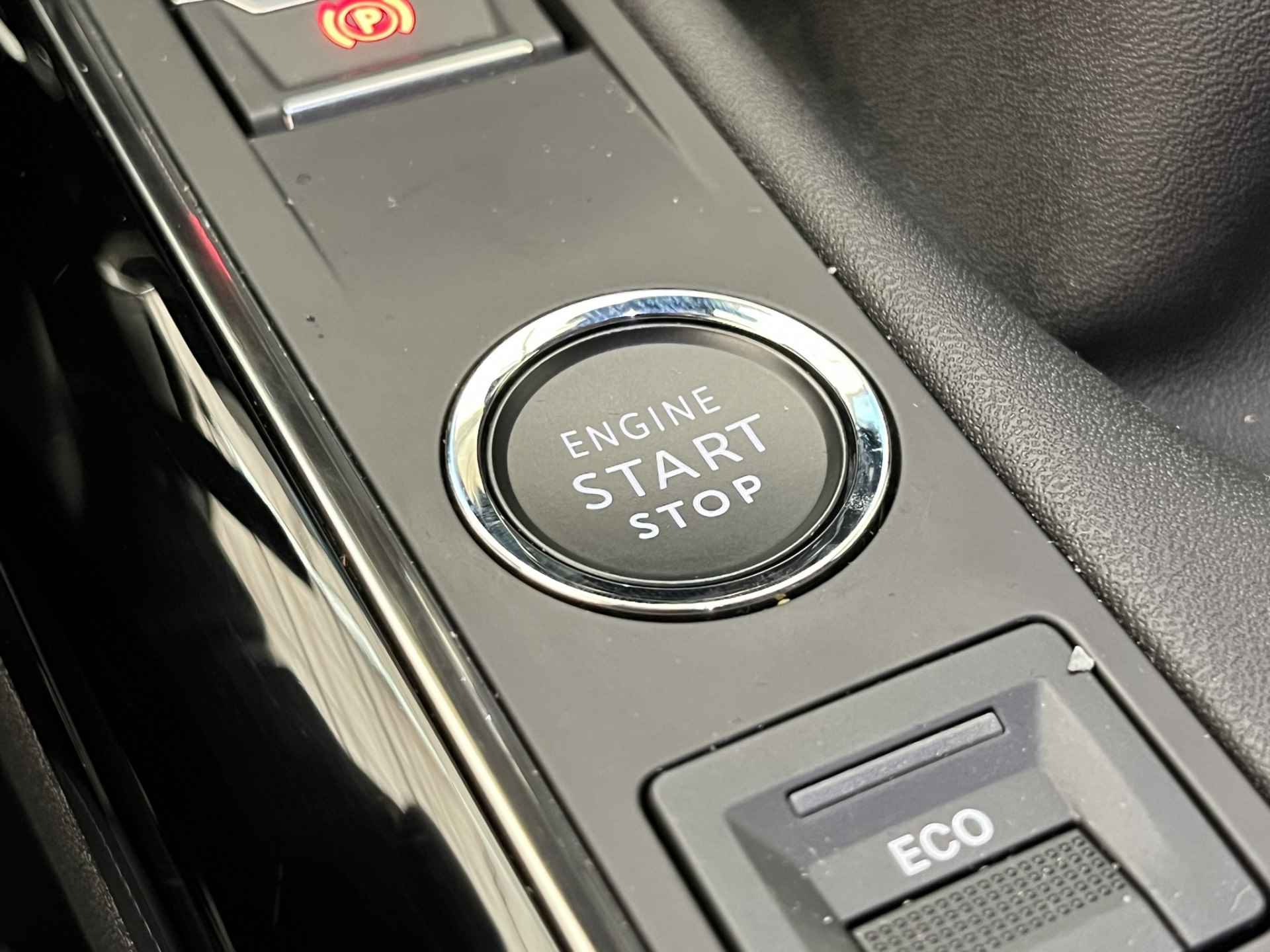 Peugeot 5008 1.2 130PK Automaat Allure Pack | Camera | Navigatie | Virtueel Dashboard | Leder/Stof | 18" LED | Apple/Android Carplay | Parkeersensoren | Cruise | Clima - 17/32