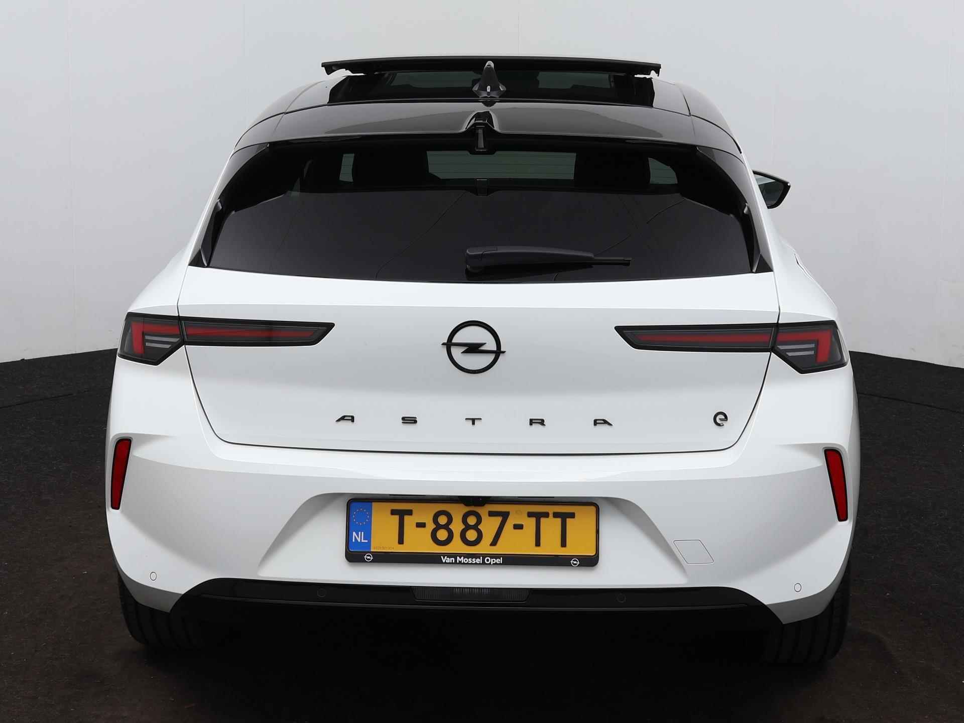 Opel Astra Electric Ultimate 54 kWh | Panoramadak | Navigatie | Camera | Zeer compleet - 8/21