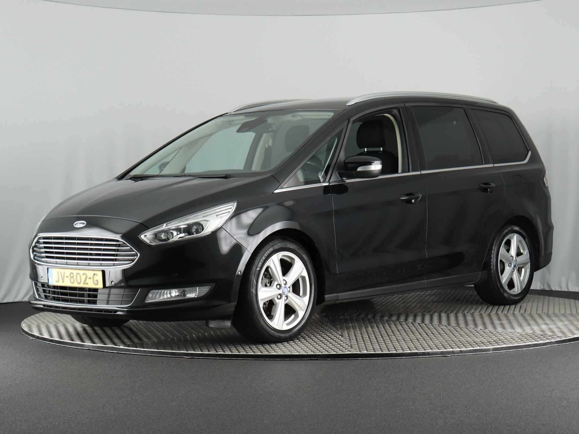 Ford Galaxy 2.0 Titanium (NL-Auto / 7P / Trekhaak / Stoelverw. / Navi / Bluetooth) - 44/47