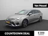 Toyota Avensis Touring Sports 1.8 VVT-i SkyView Edition | NAVIGATIE | TREKHAAK | 1600KG TREKVERMOGEN | CLIMA |