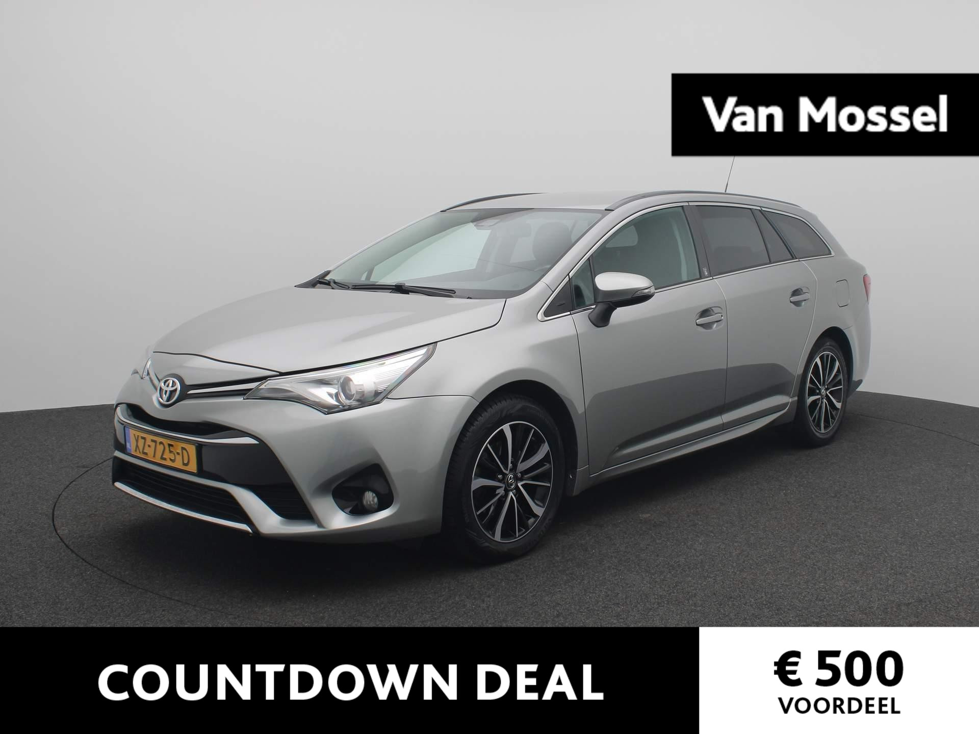 Toyota Avensis Touring Sports 1.8 VVT-i SkyView Edition | NAVIGATIE | TREKHAAK | 1600KG TREKVERMOGEN | CLIMA |