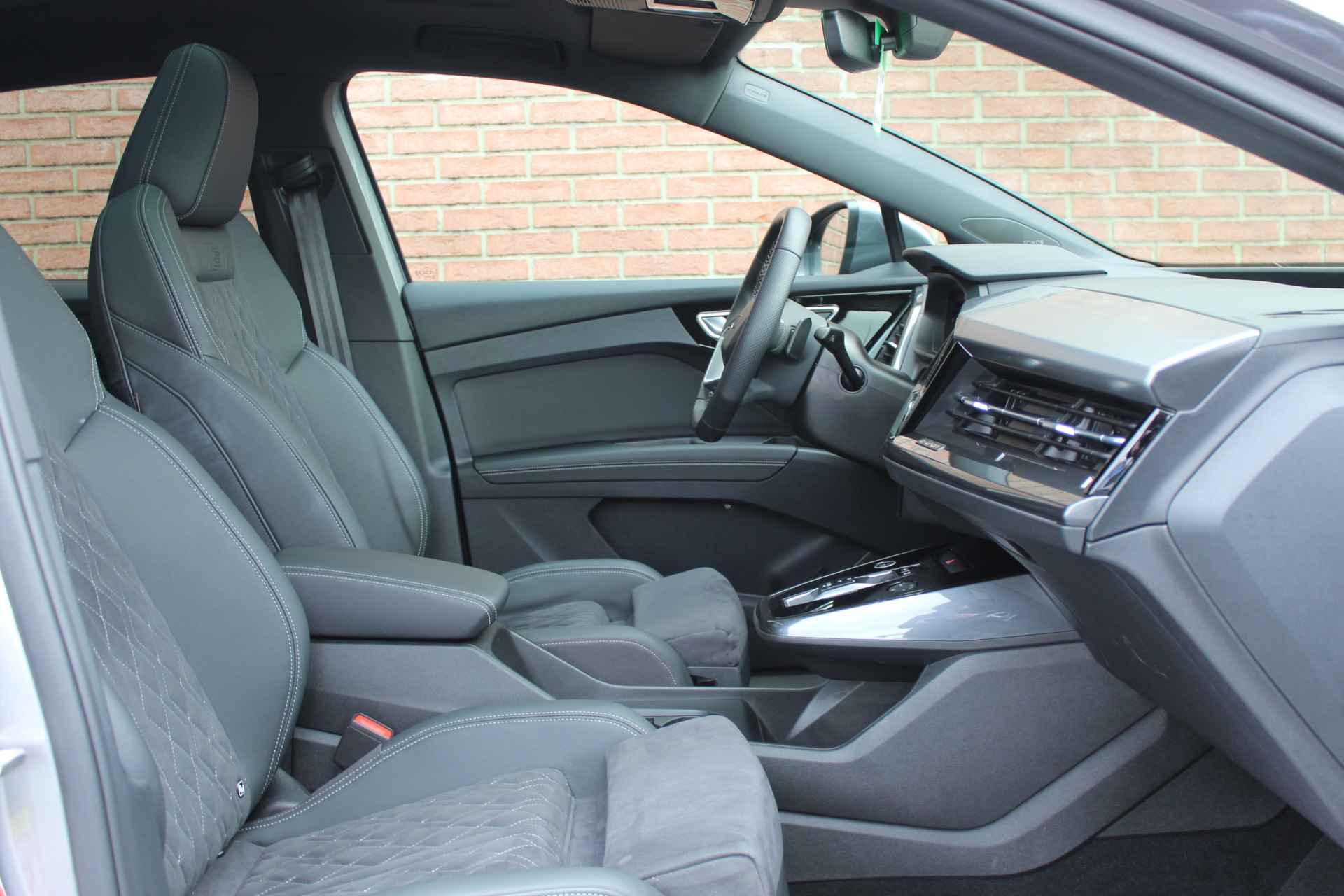 Audi Q4 Sportback e-tron 45 quattro S Edition 82 kWh |PANO|21-INCH|MATRIX-LED|SONOS| - 19/61