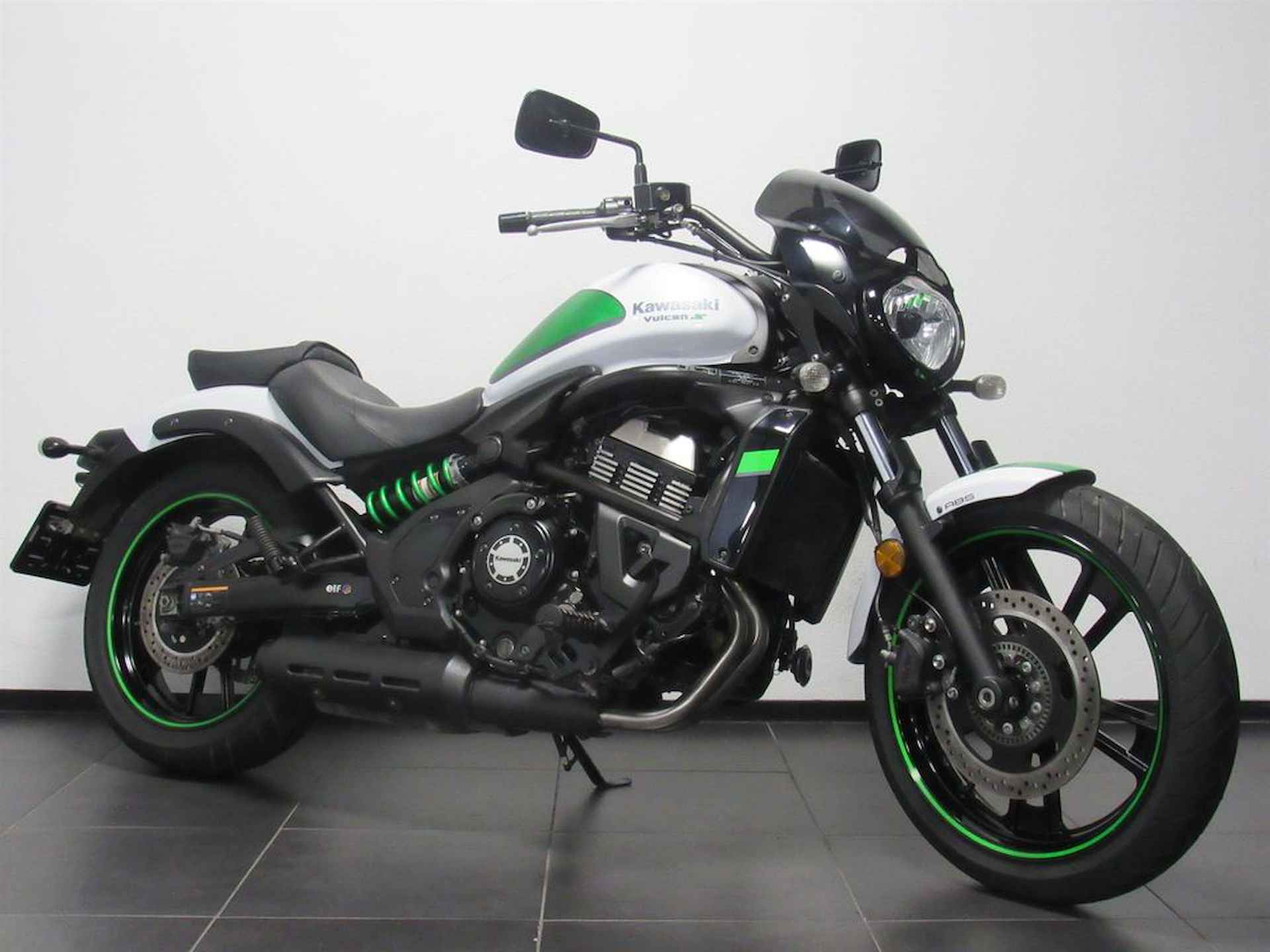 Kawasaki VULCAN S ABS - 2/14