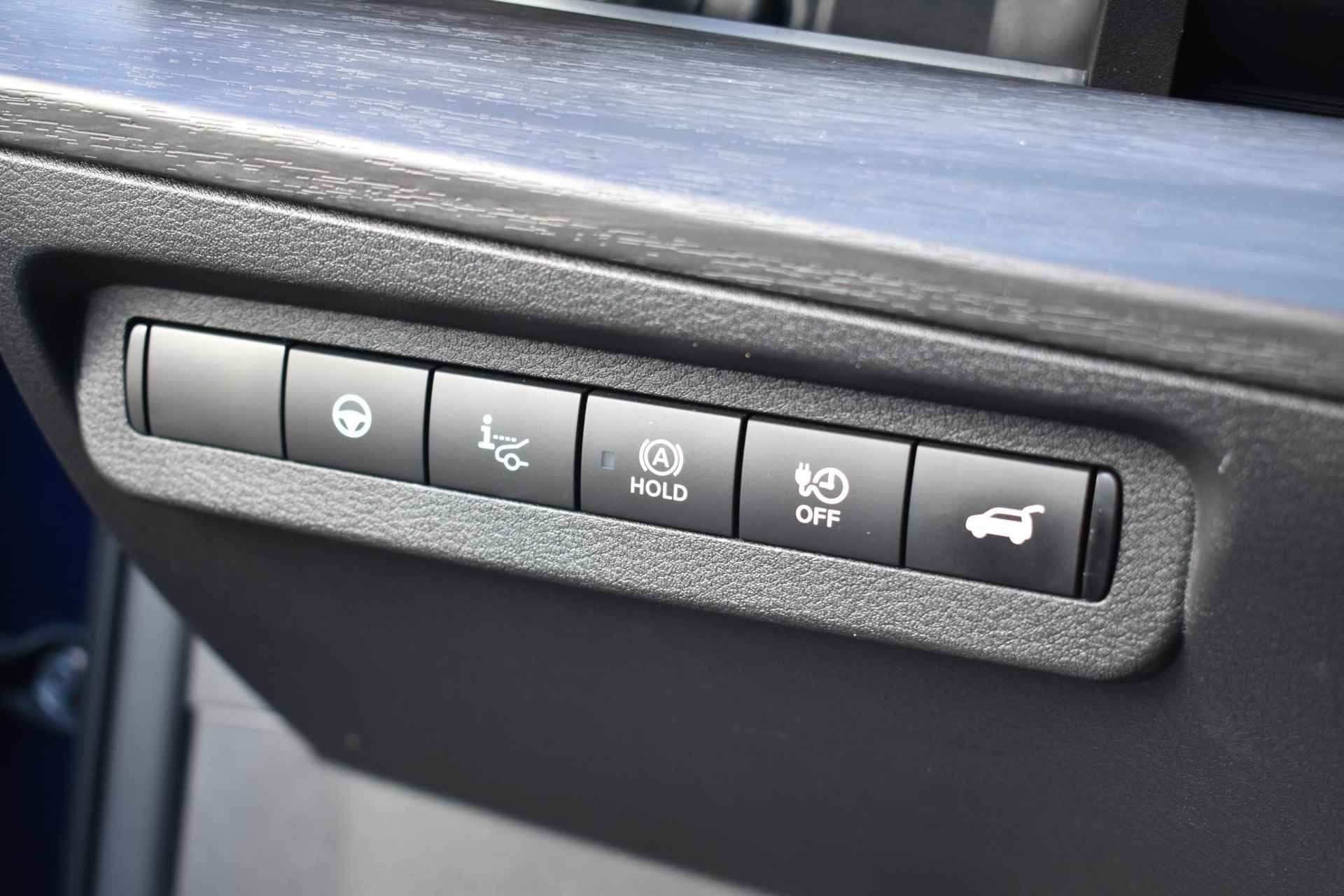 Nissan Ariya Evolve 91 kWh 240pk | Bose Audio | Draadloze Apple Carplay & Android Auto | Afneembare Trekhaak | Elektrisch Verstelbare Stoelen | Stoel/Stuurwiel Verwarming | - 46/46