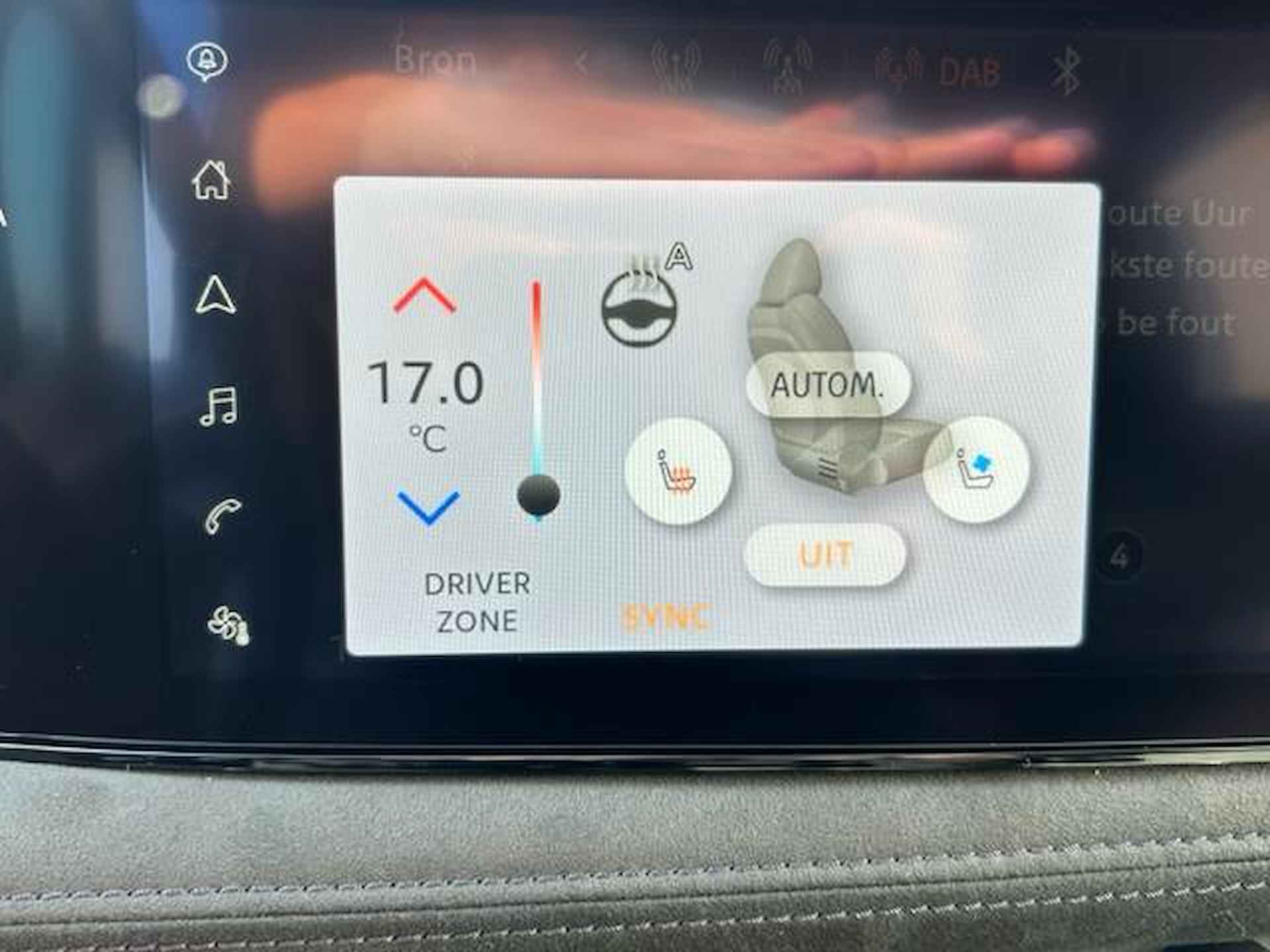 Nissan Ariya Evolve 91 kWh / Elektrisch schuif- kanteldak / Apple Carplay/Android Auto / Stoelverwarming voor en achter / Stuurverwarming / Stoelverkoeling voor / Adaptieve cruise control - 26/57