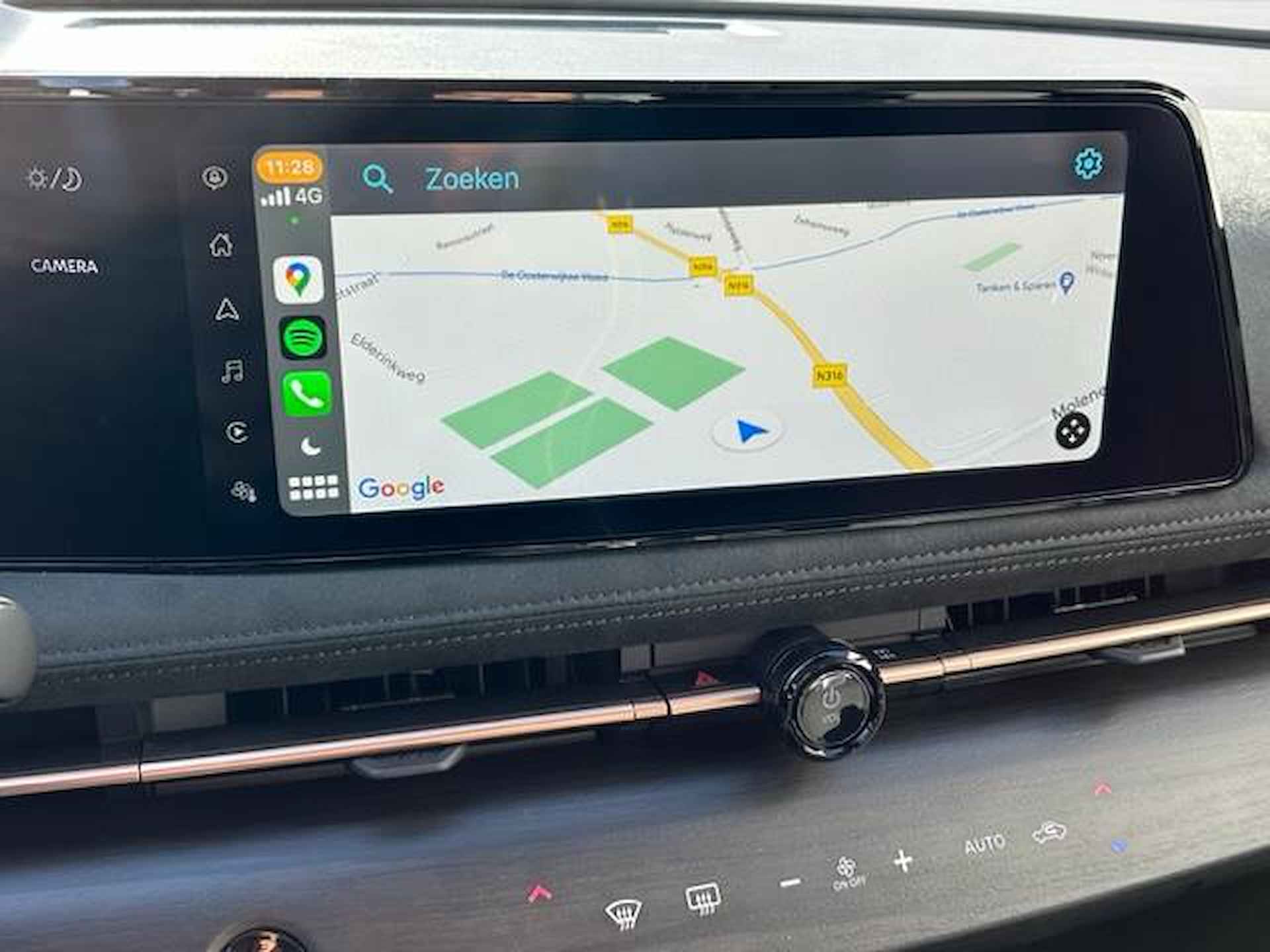 Nissan Ariya Evolve 91 kWh / Elektrisch schuif- kanteldak / Apple Carplay/Android Auto / Stoelverwarming voor en achter / Stuurverwarming / Stoelverkoeling voor / Adaptieve cruise control - 29/57