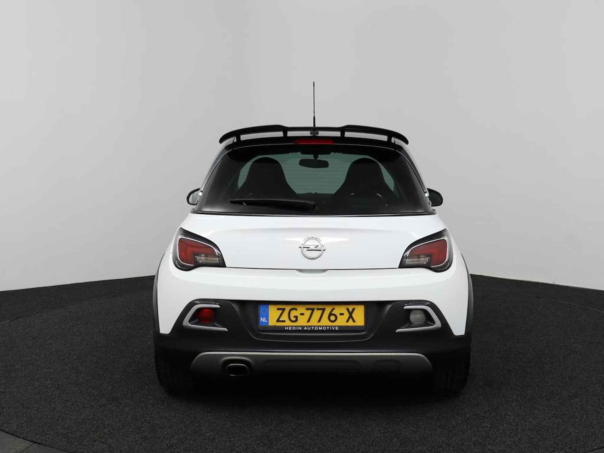 Opel ADAM 1.4 150 pk Turbo Rocks S | Climate control | Cruise Control | Recaro Lederen Sportstoelen | Infinty Geluidsysteem | Lichtmetaal 18 inch - 40/43