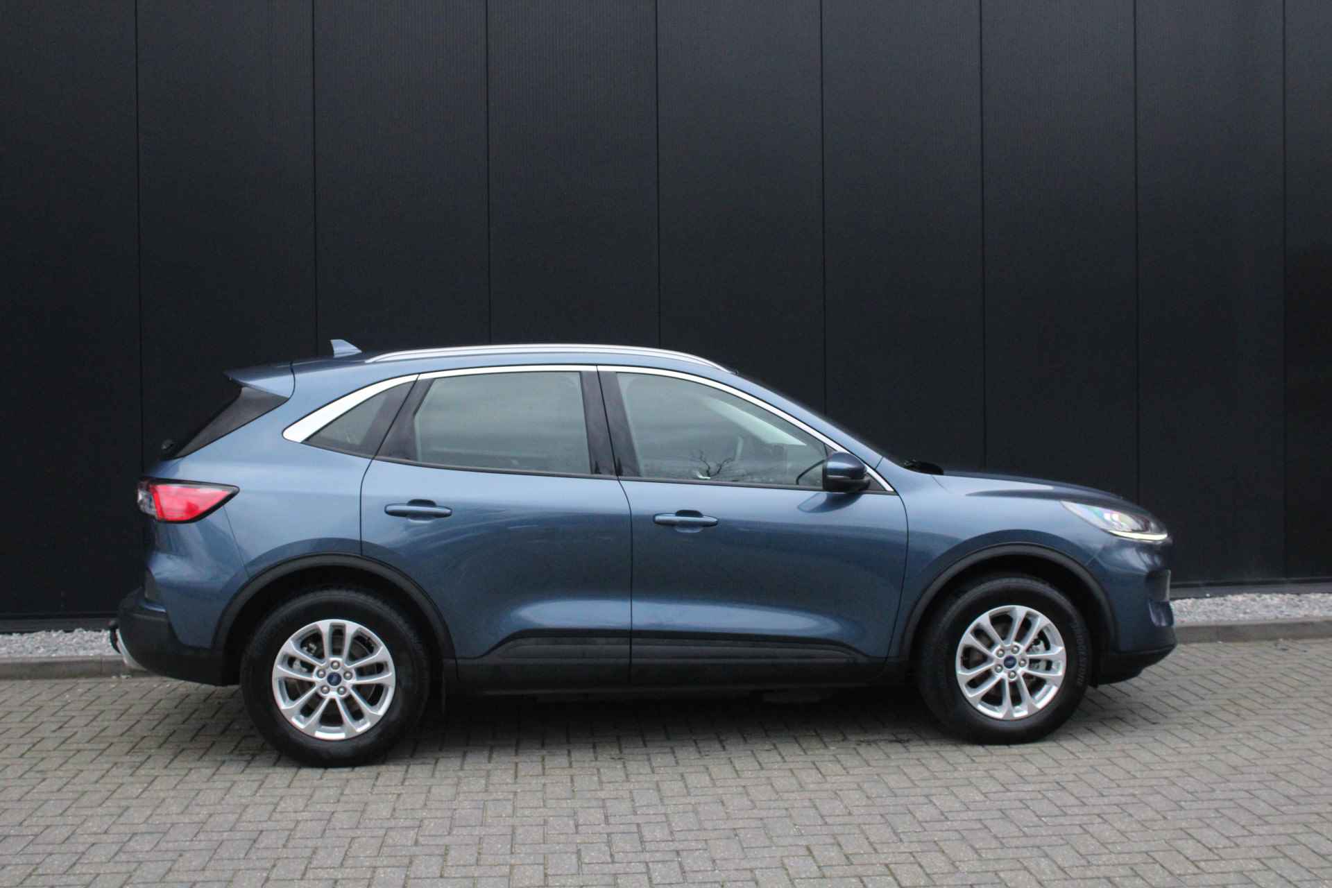 Ford Kuga 2.5 PHEV Titanium | camera | Trekhaak | Winter-pack | Keyless entry | DAB-Audio - 3/28