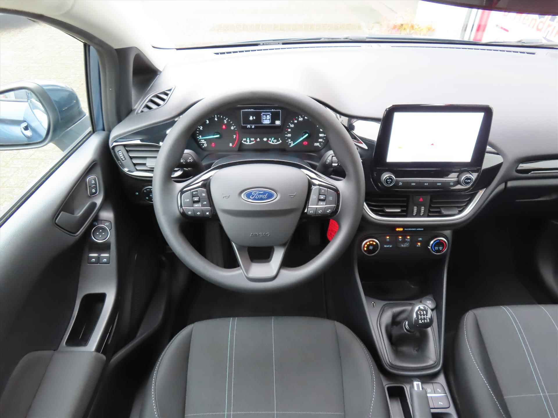 Ford Fiesta 1.0 EcoBoost 95pk 5dr Connected/ Navi/ Led koplampen/ Apple Carplay/ All season banden/ Parkeersensoren voor + achter/ 1 Eigenaar/ Origineel NL/ NAP - 13/40