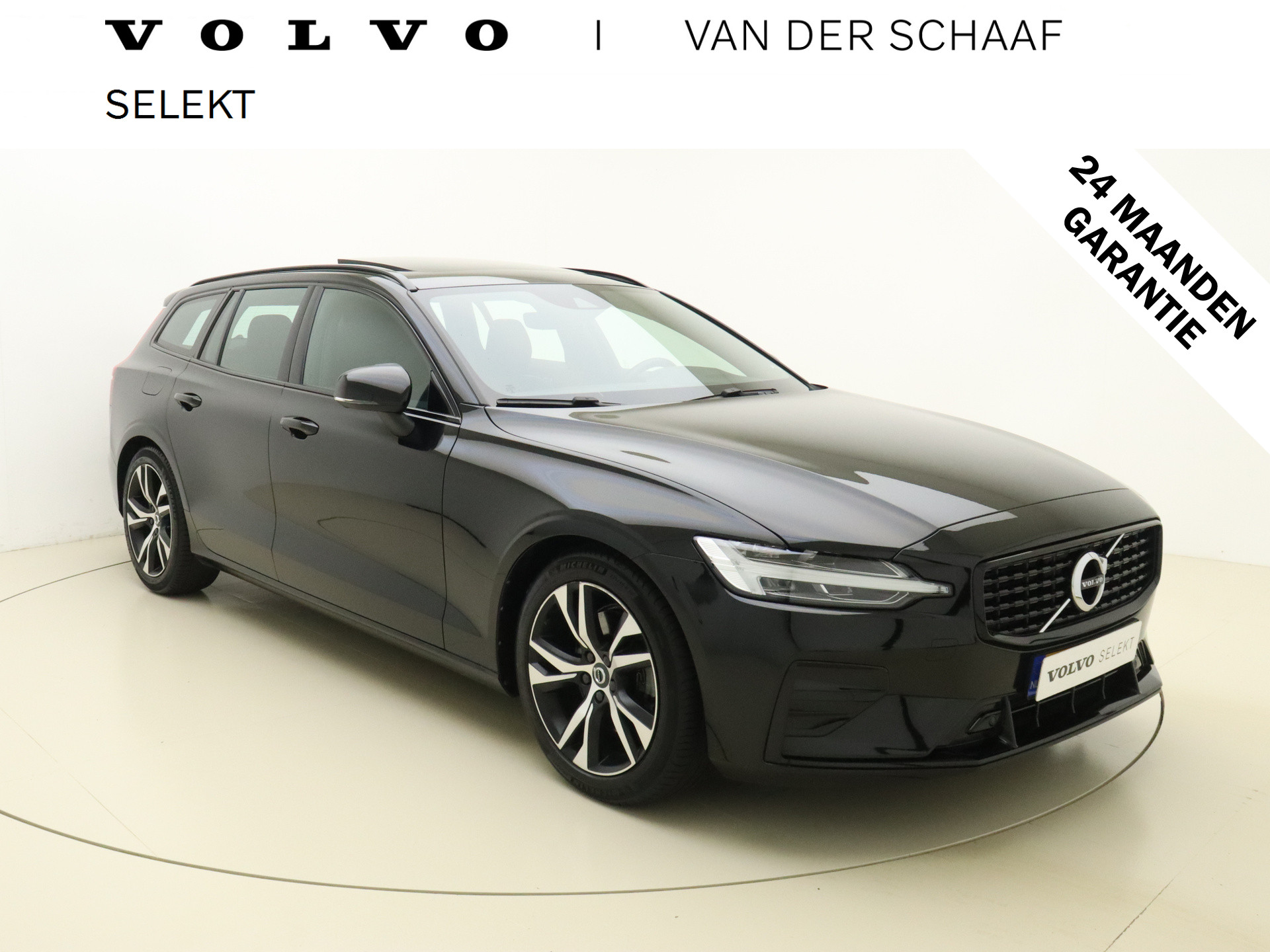 Volvo V60 B3 177pk Automaat R-Design / Panoramadak / H&K Audio / Elektr. Stoelen / Stoel + Stuurw. Verwarming / Keyless / ACC / BLIS / Elektr. Achterklep / DAB / 18'' / PDC + CAM / bij viaBOVAG.nl