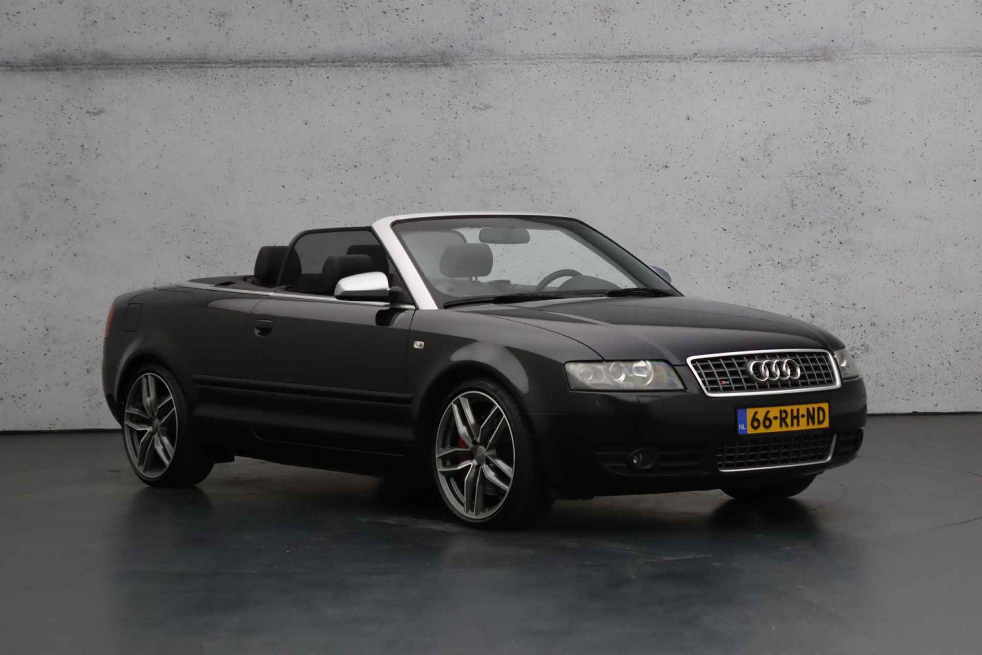 Audi S4 Cabriolet 4.2 V8 quattro | Origineel Nederlands | Half lederen\Alcantara bekleding | Youngtimer - 27/29