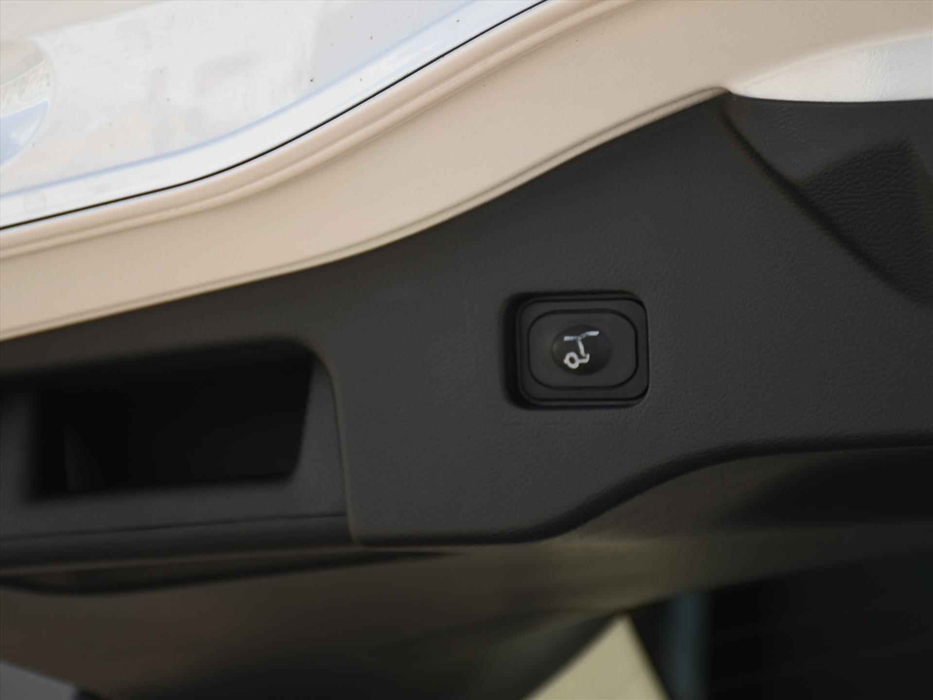 Ford Mondeo Wagon Vignale 2.0 HEV 187pk Automaat ADAPT. CRUISE | BLIS | PDC + CAM. | DAB | LEDER | MASSAGE | SFEERVERL. - 12/42