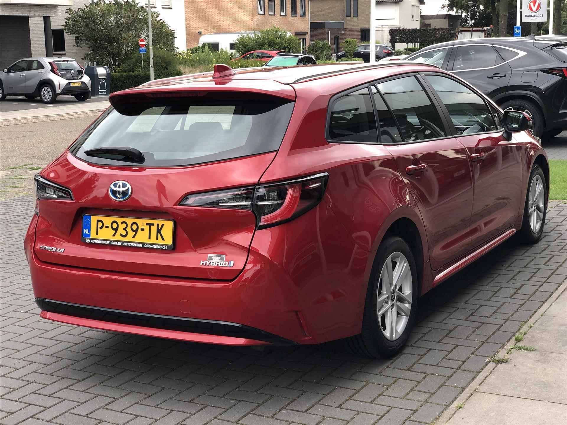 Toyota Corolla Touring Sports 1.8 Hybrid Active | Eerste eigenaar, Apple Carplay/Android Auto, Parkeercamera, Lichtmetalen velgen - 7/28