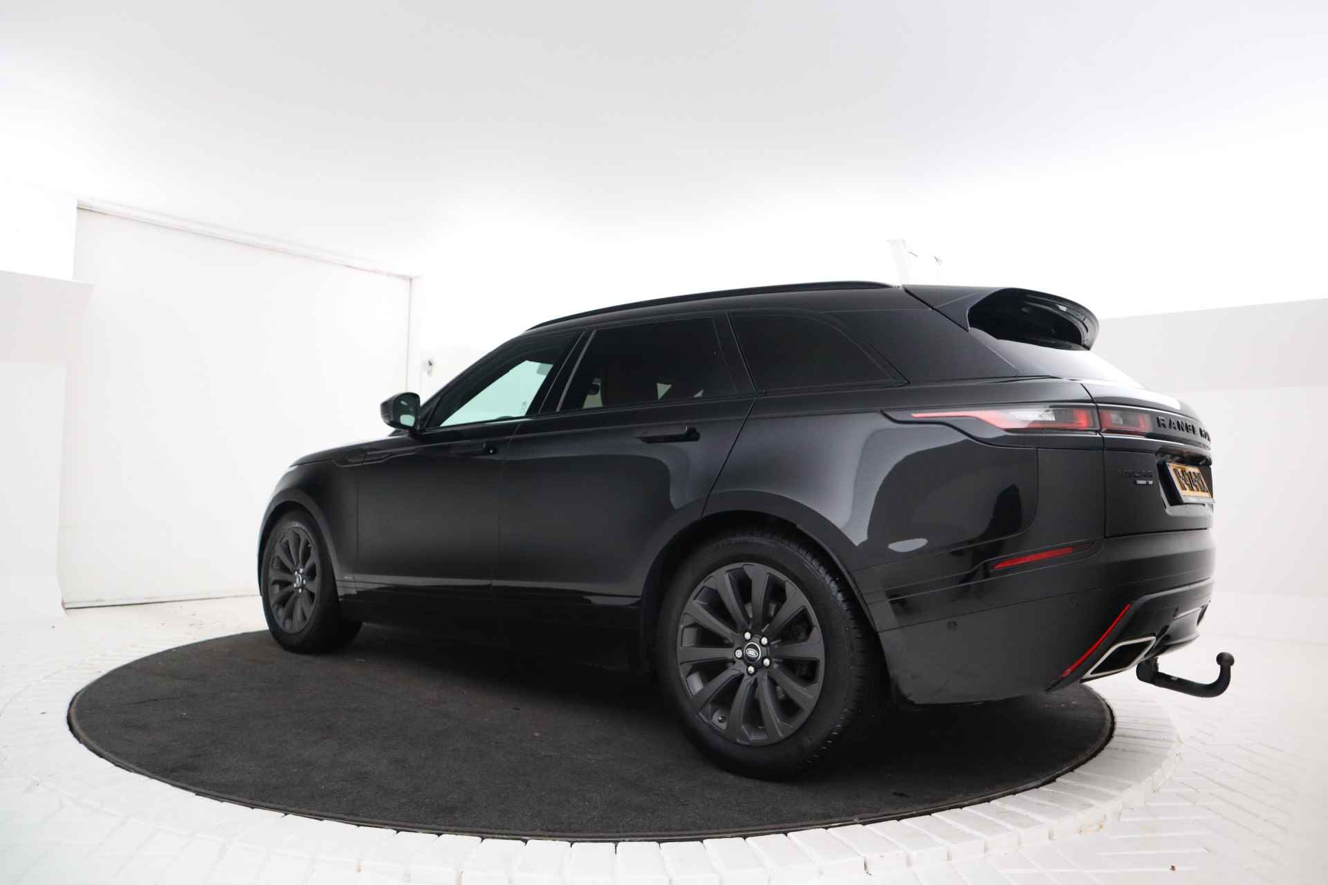 Land Rover Range Rover Velar 3.0 SDV6 AWD R-Dynamic Pano, Meridian, Virtual, Massage, Leer, Ventilatie - 4/40