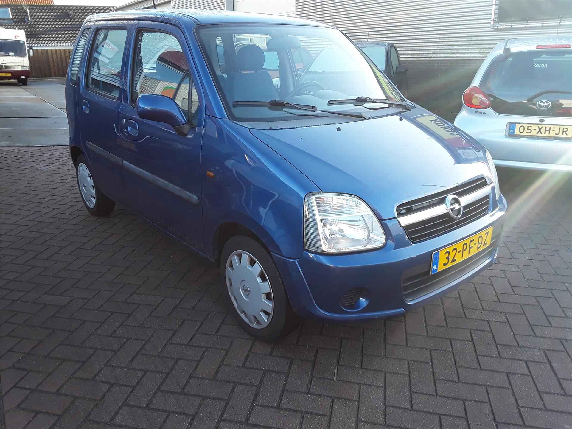 Opel Agila Z1.2XE  16V ENJOY - 2/16