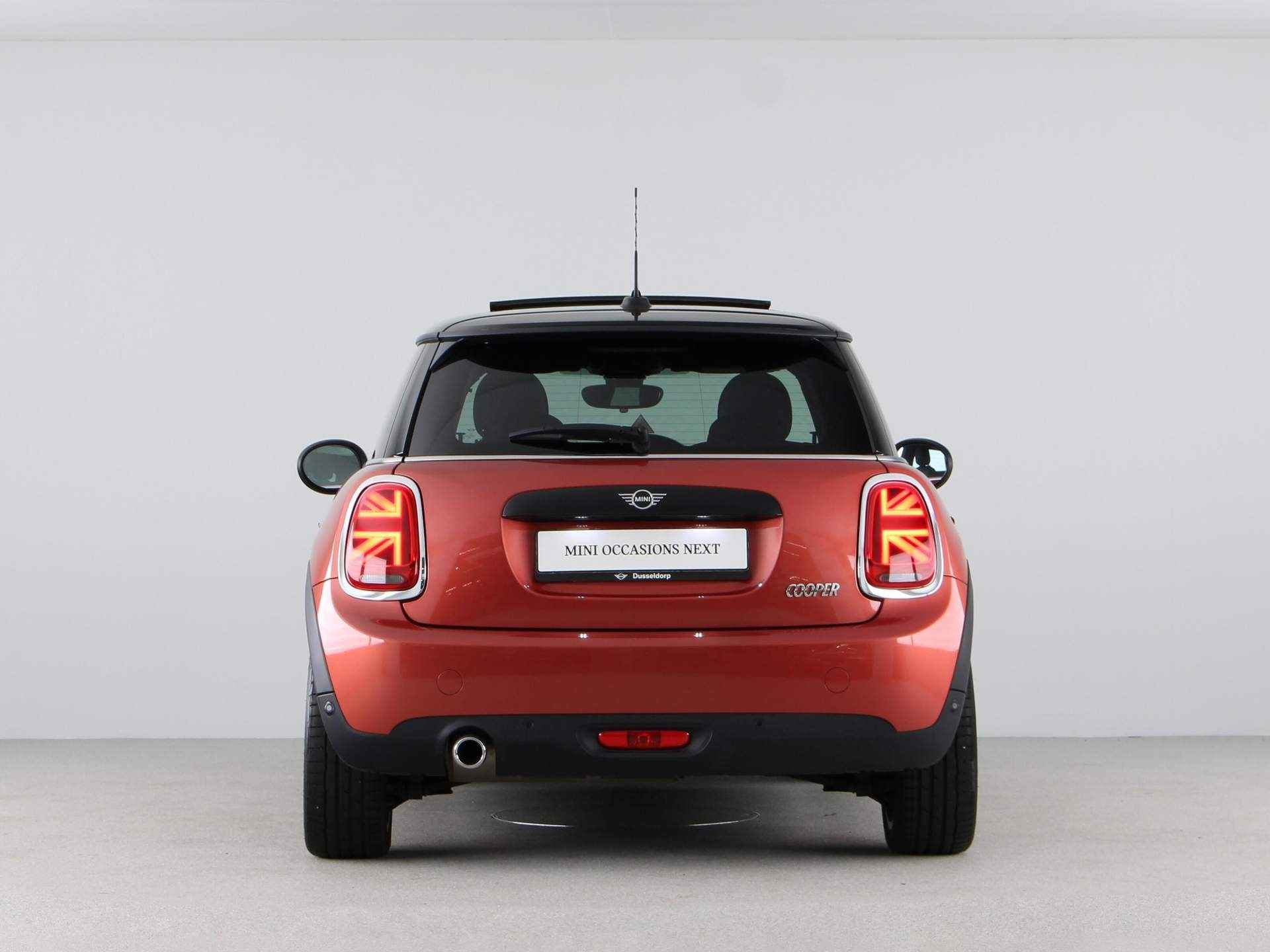 MINI 3-deurs Cooper Summer Red Edition - 12/27