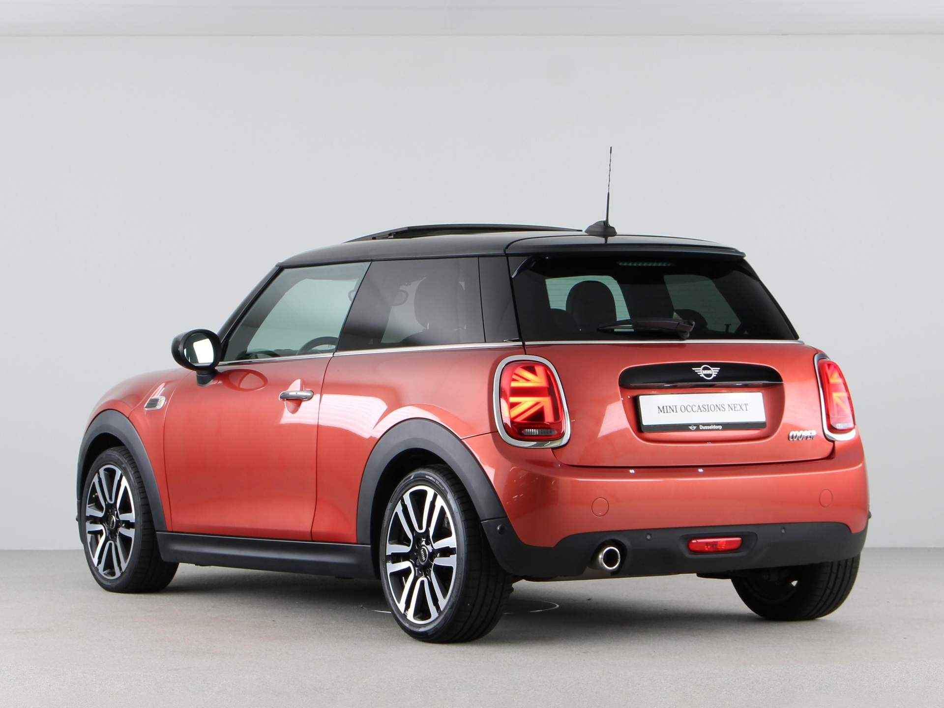 MINI 3-deurs Cooper Summer Red Edition - 13/27