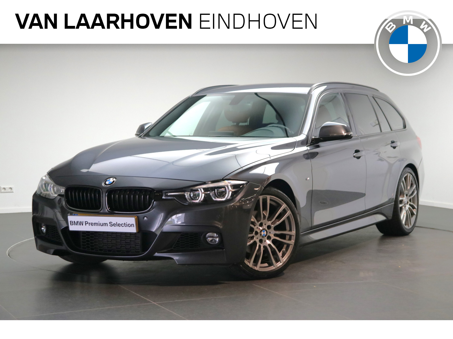 BMW 3 Serie Touring 318i Executive M Sport Automaat / Sportstoelen / Stoelverwarming / PDC / LED / Navigatie Professional / Airconditioning / Cruise Control bij viaBOVAG.nl