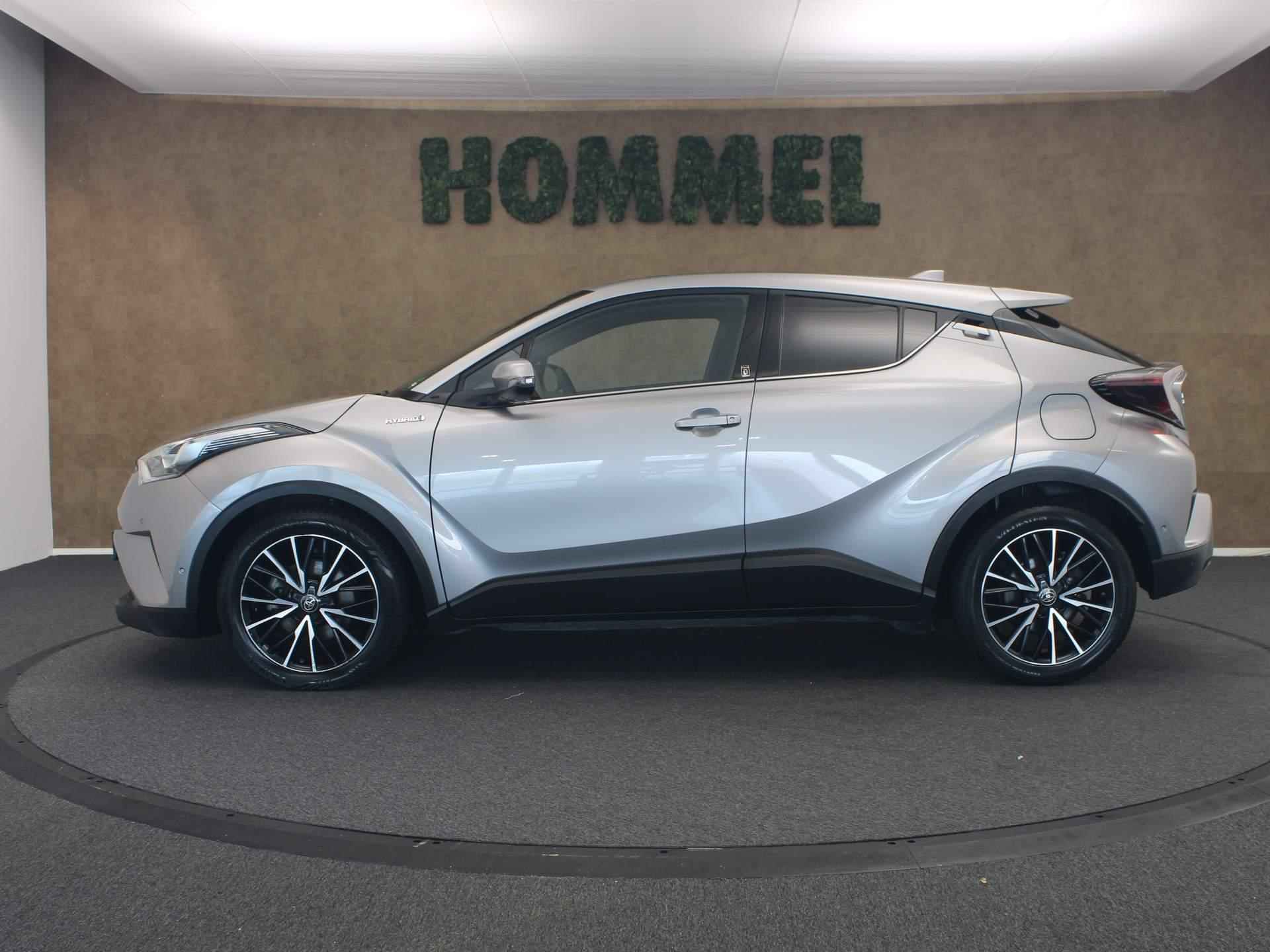 Toyota C-HR 1.8 Hybrid Dynamic  - NAVIGATIE - DODEHOEK DETECTIE - 18 INCH LICHT METALEN VELGEN - PARKEERASSISTENT - PARKEERSENSOREN VOOR/ ACHTER - VOORSTOELEN VERWARMD - CLIMATE CONTROL - 11/44