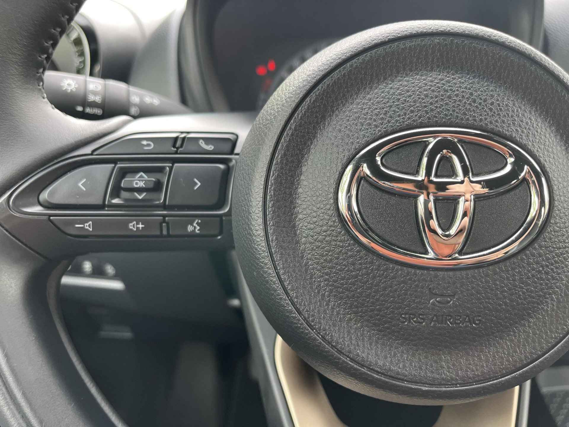 Toyota Aygo X 1.0 VVT-i MT envy | JBL Audio | Navigatie | Licht metalen velgen | Carplay | - 18/25