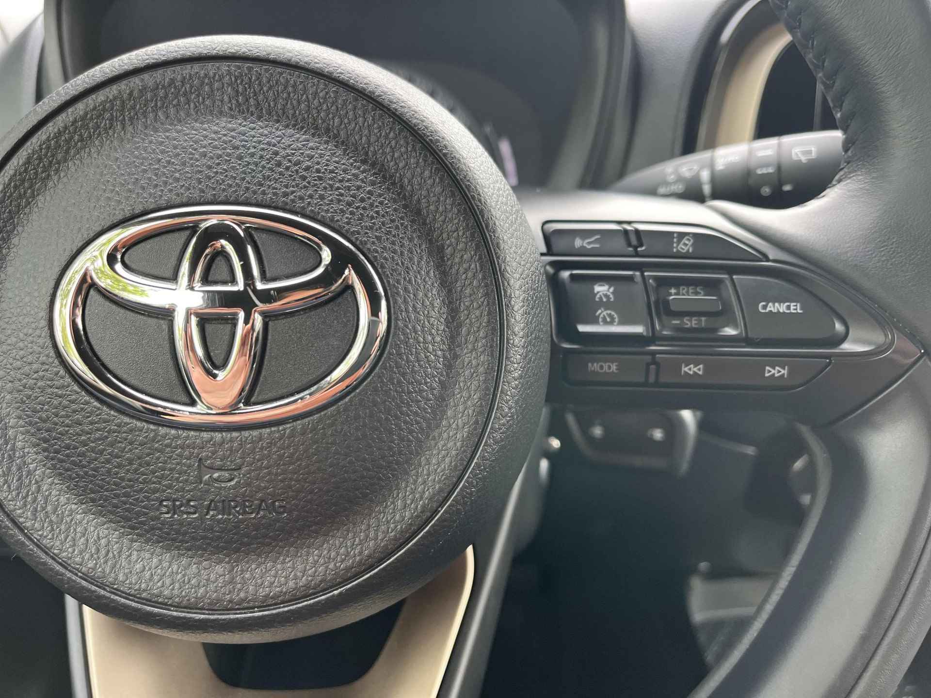 Toyota Aygo X 1.0 VVT-i MT envy | JBL Audio | Navigatie | Licht metalen velgen | Carplay | - 19/25