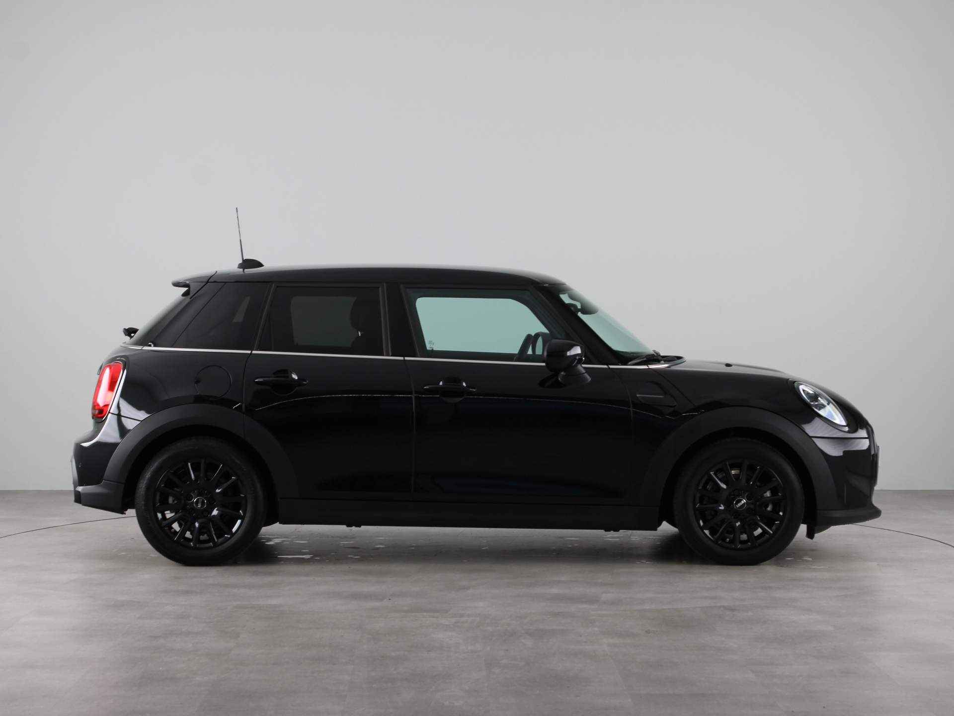 MINI 5-deurs Cooper Camden Edition Aut. - 9/23