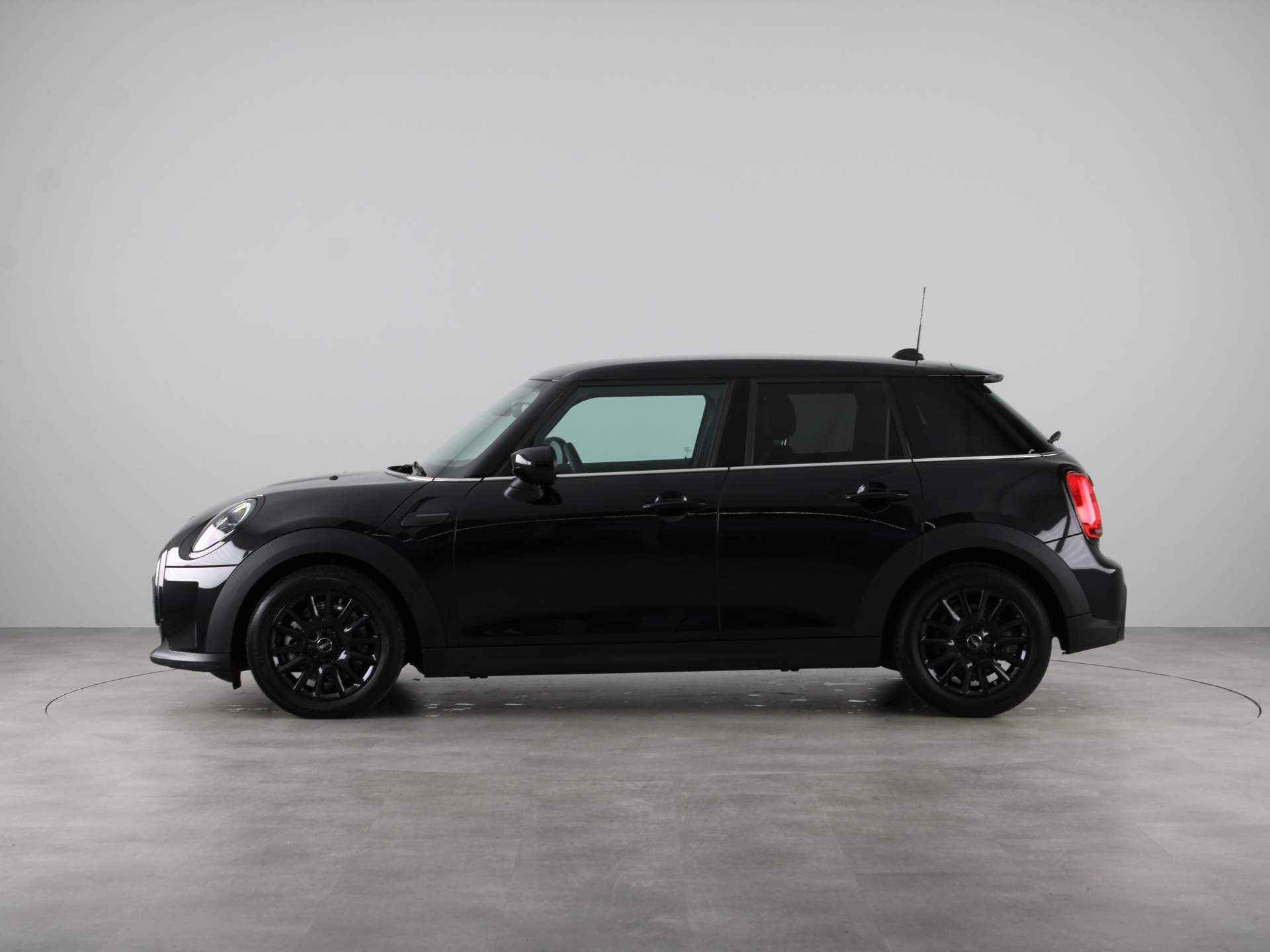 MINI 5-deurs Cooper Camden Edition Aut. - 13/23