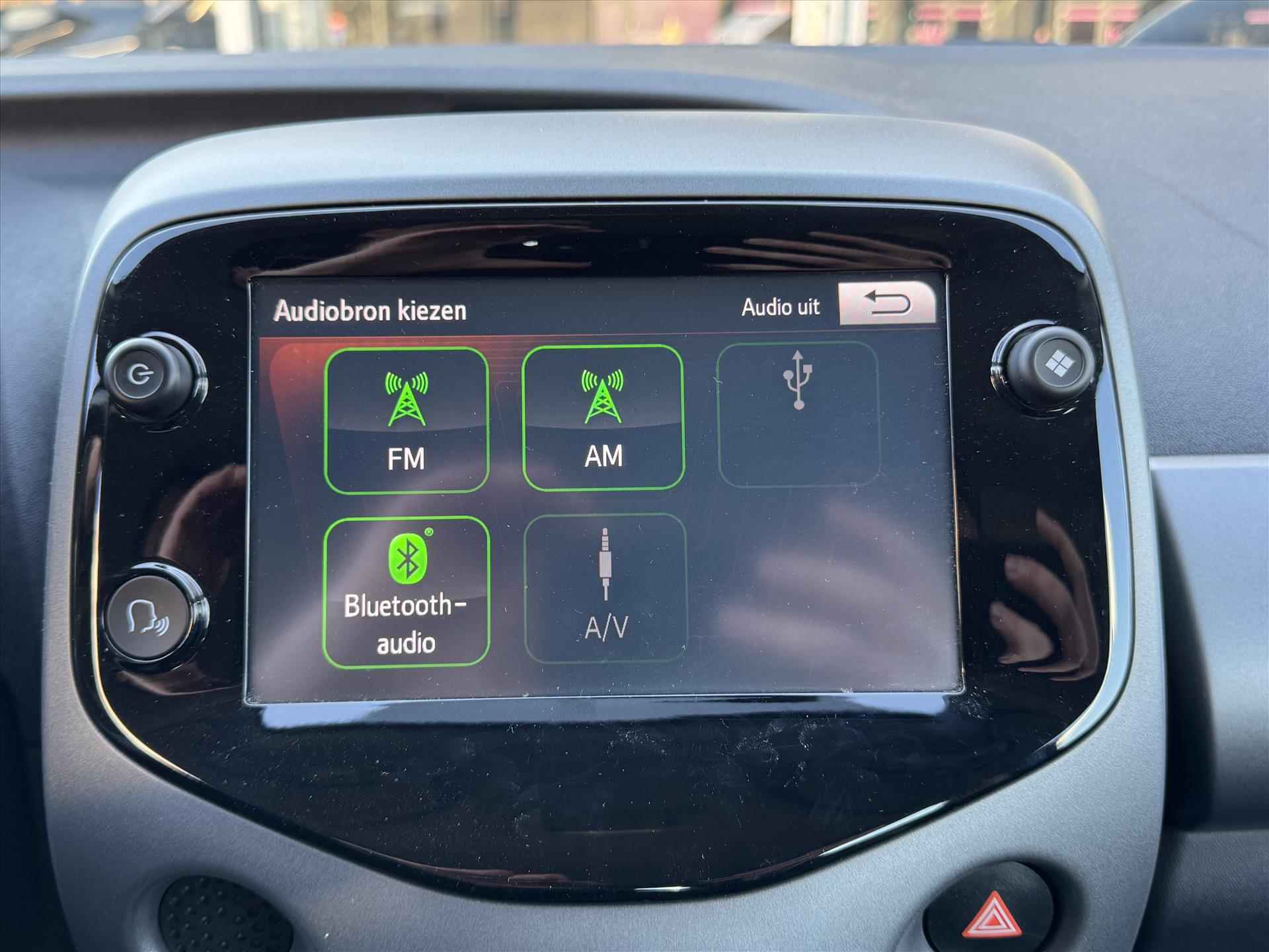 Toyota Aygo 1.0 VVT-i x-joy | Apple carplay/Android auto, Lichtmetalen velgen, Airco, Bluetooth, Stuurbediening - 21/27