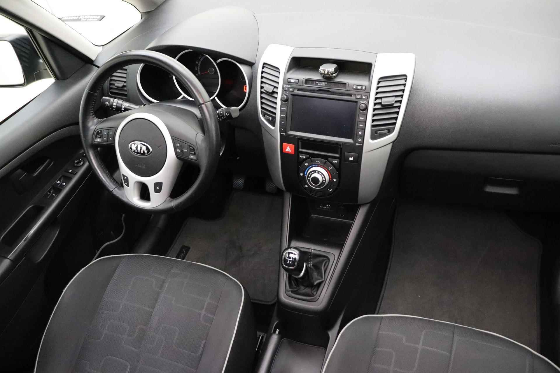 Kia Venga 1.4 CVVT 90pk Vibe | Climate control | Cruise control | Navigatie | Schuif/kantel dak | Nette auto met hoge instap / zit - 9/31