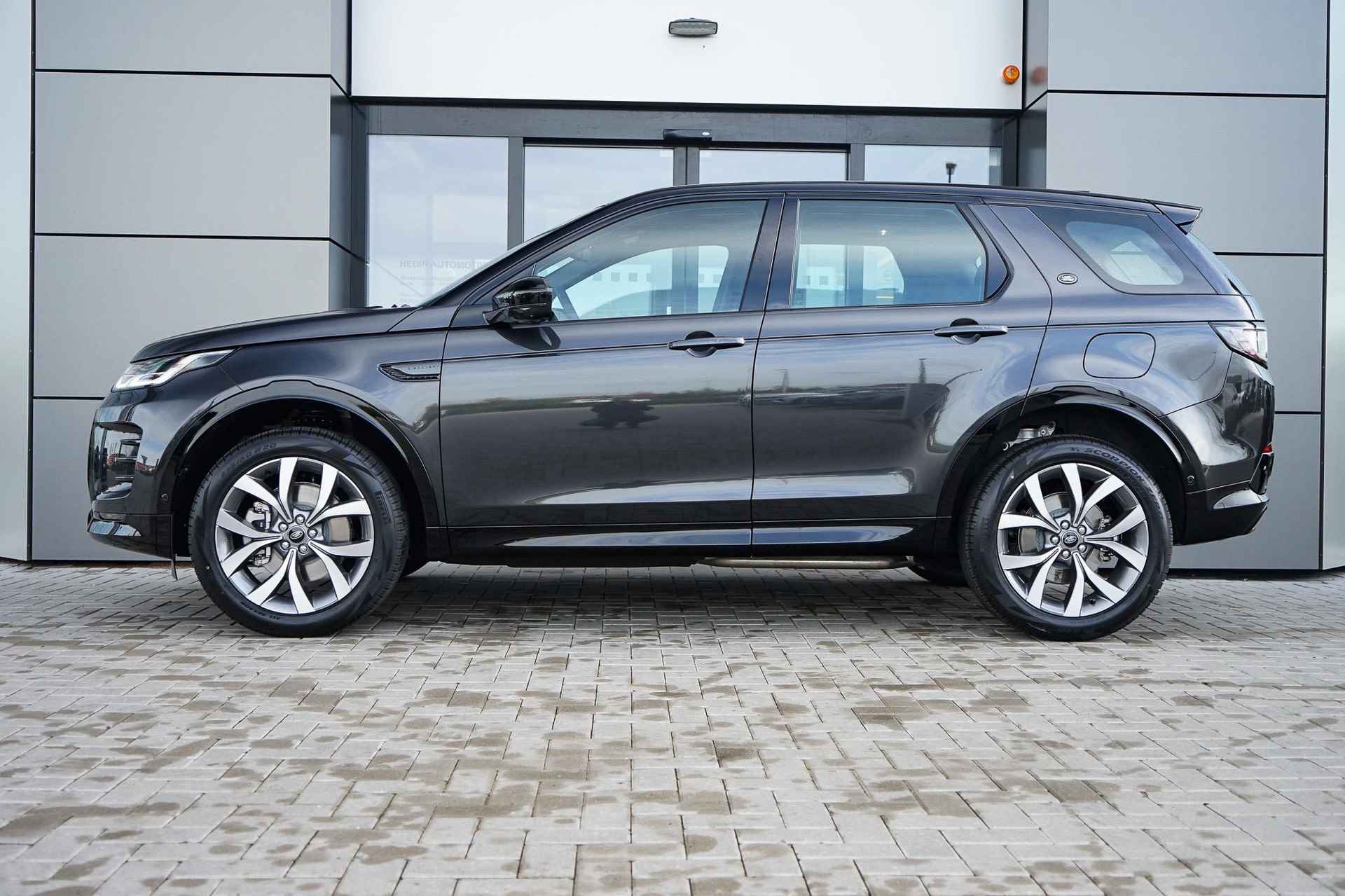 Land Rover Discovery Sport P300e 1.5 PHEV Dynamic HSE | 360 Camera | Cold Climate | MY24 | 20" - 3/29