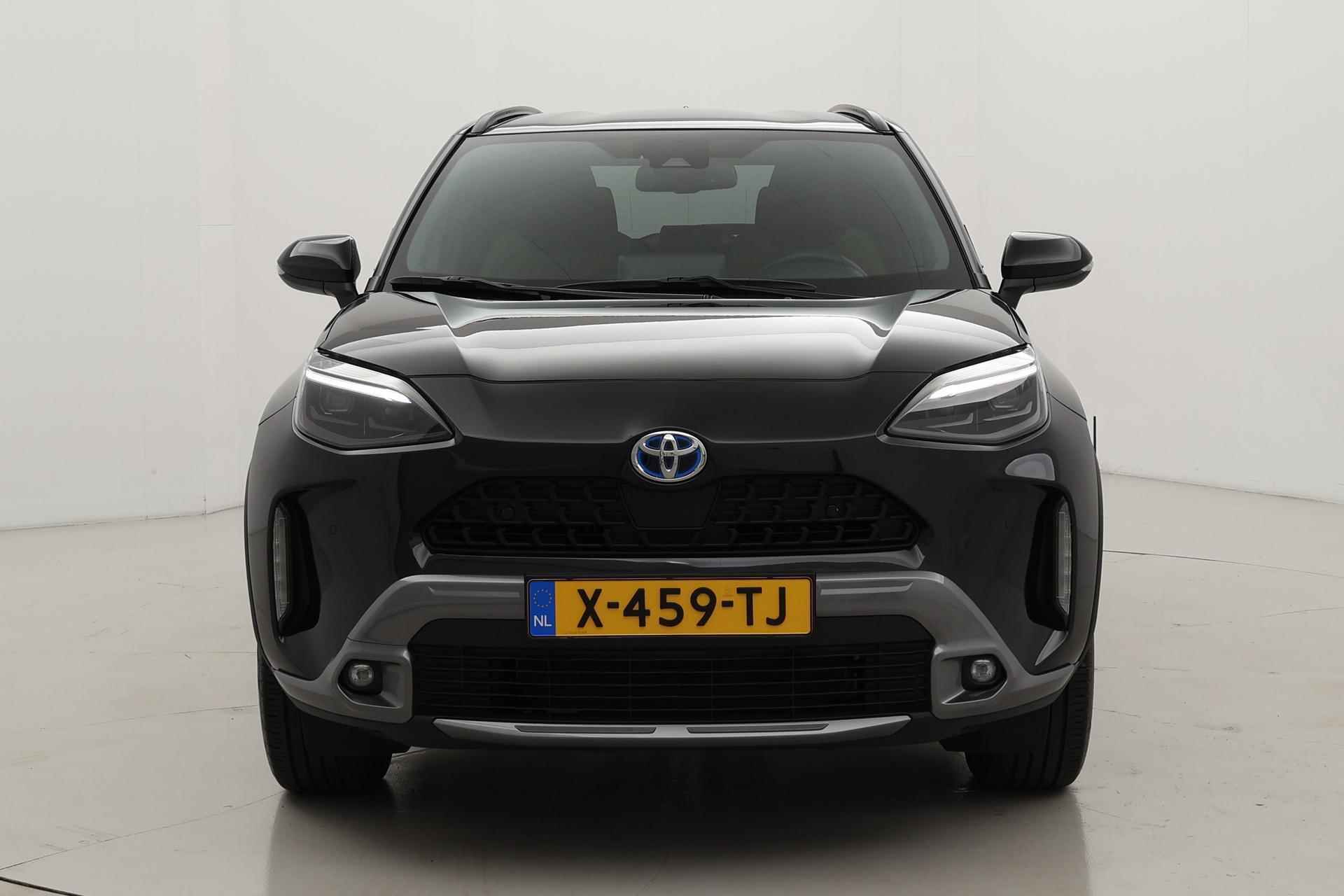 Toyota Yaris Cross 1.5 Hybrid Explore | Navigatie | Stoelverwarming | Keyless | Parkeersensoren voor/achter | 17 inch - 14/36