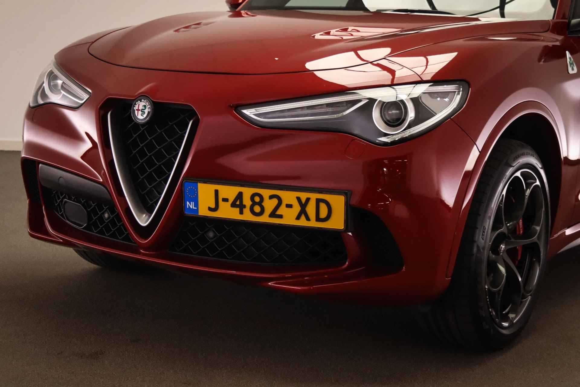 Alfa Romeo Stelvio 2.9 V6 AWD Quadrifoglio | 510 PK | HARMAN/KARDON | ACC | DAB | APPLE | CAMERA | 20" - 28/61