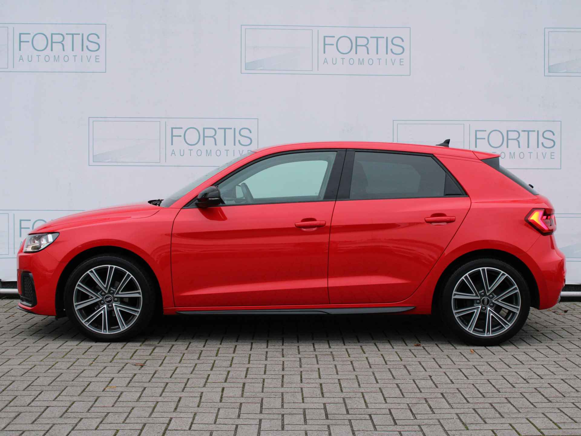 Audi A1 Sportback 25 TFSI epic NL-AUTO | 17 INCH VELGEN - 13/33