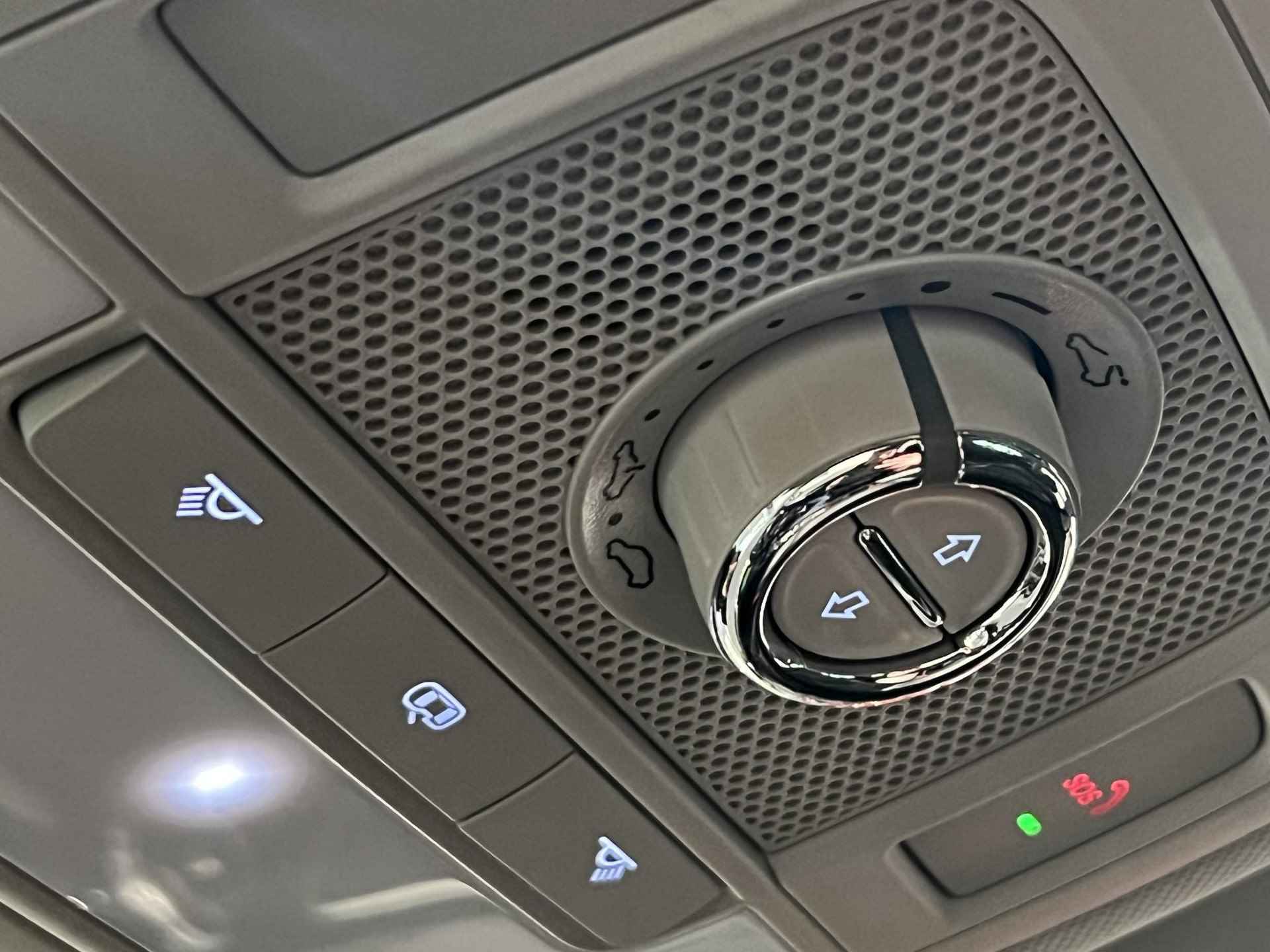 MG ZS EV Luxury 45 kWh Apple Carplay / Schuif-kantel / Camera - 15/27