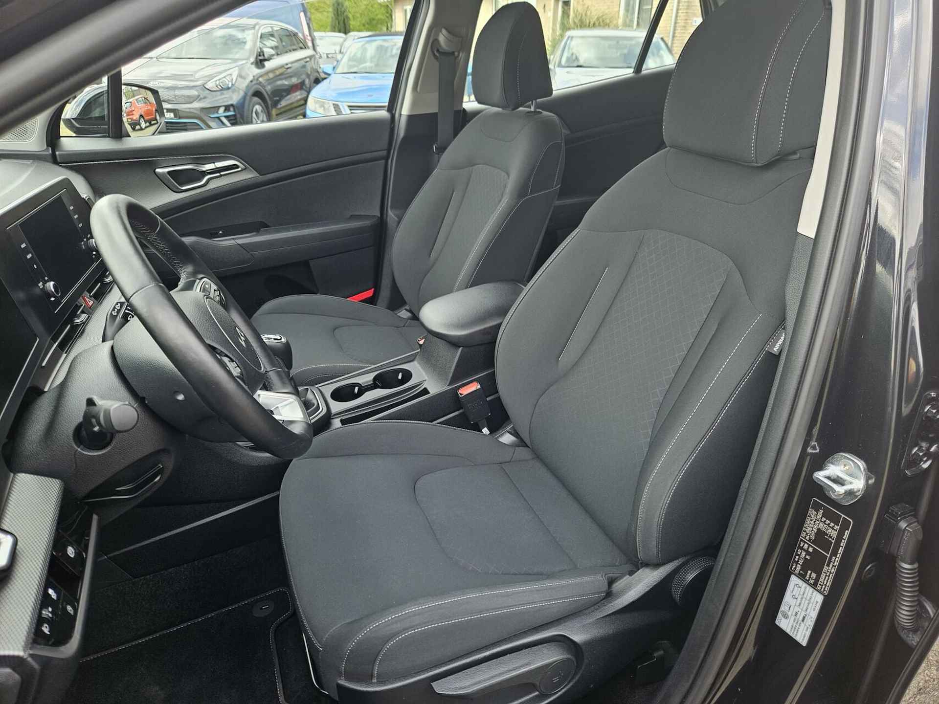 Kia Sportage 1.6 T-GDi ComfortLine | Carplay / Winterpack / Cruise - 8/30